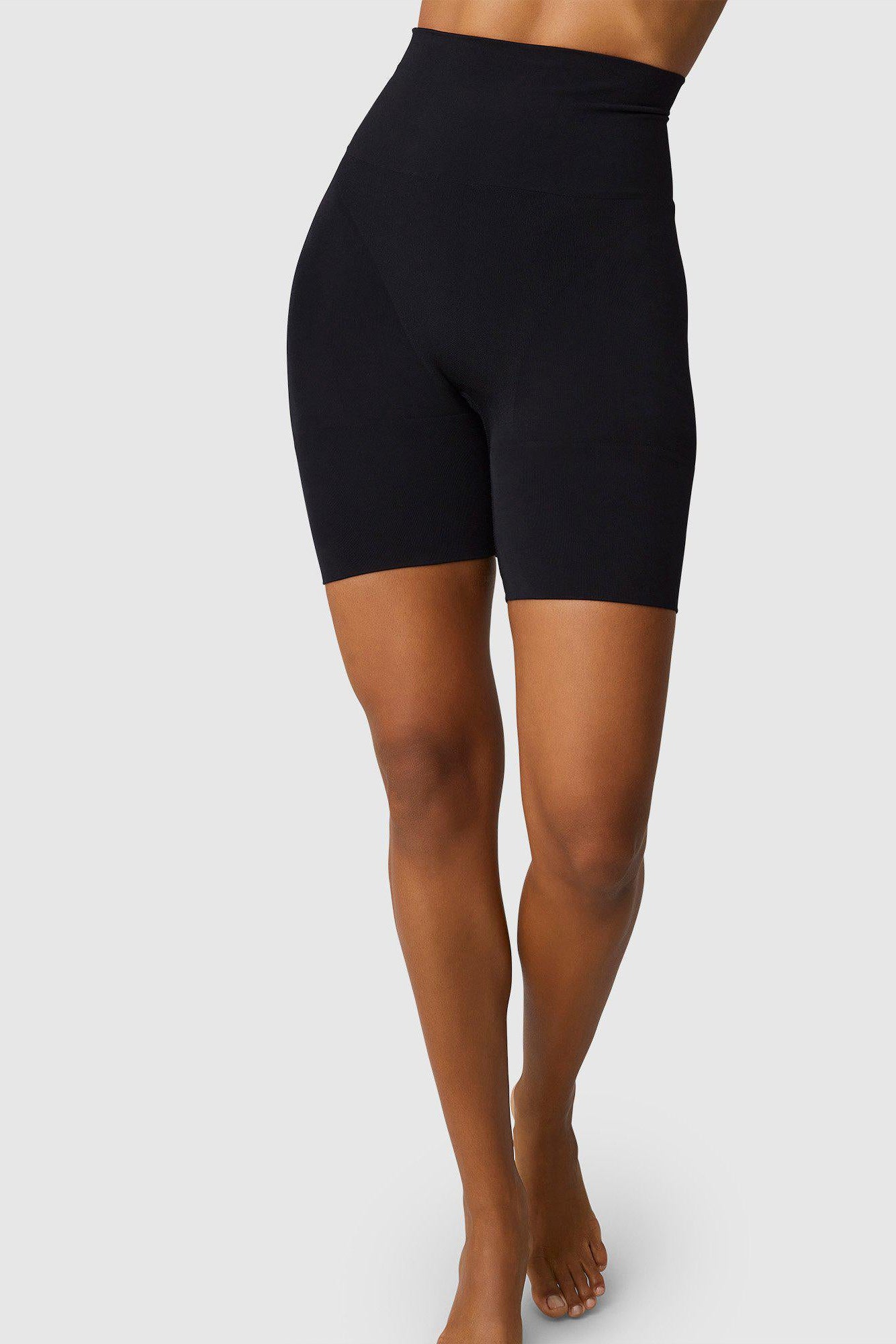 Swedish Stockings Livia Seamless Shaping Shorts - Black - RUM Amsterdam