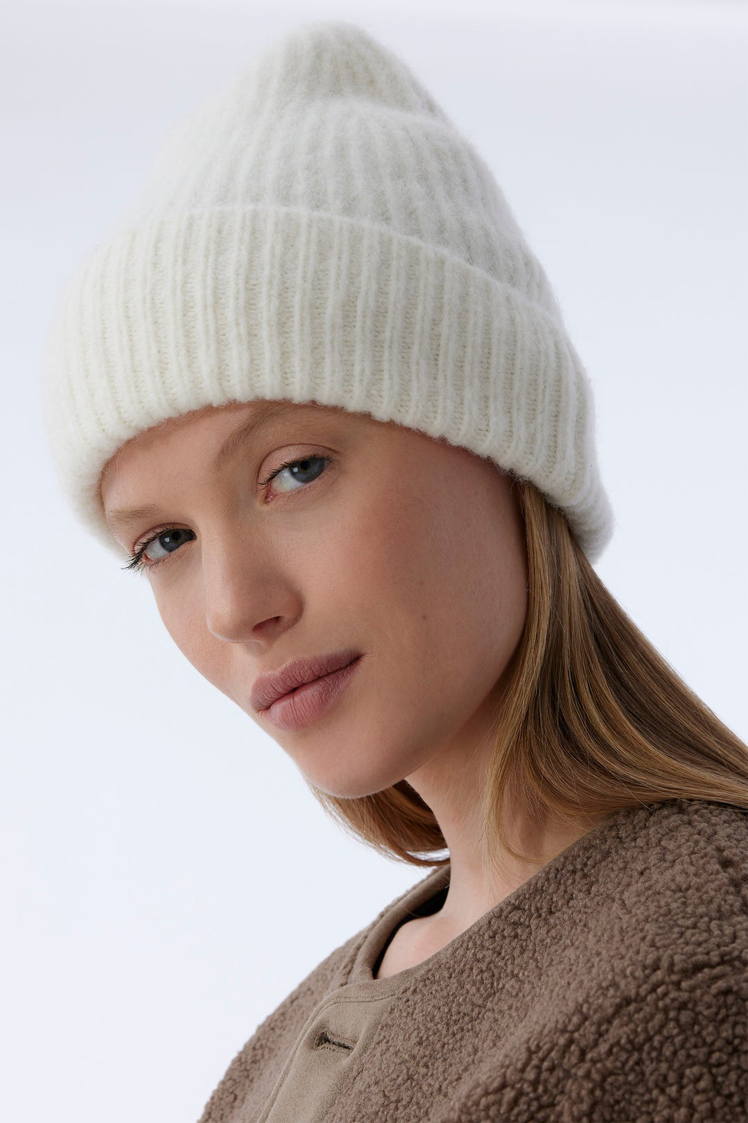 Knit-ted Nora Beanie - Off White - RUM Amsterdam