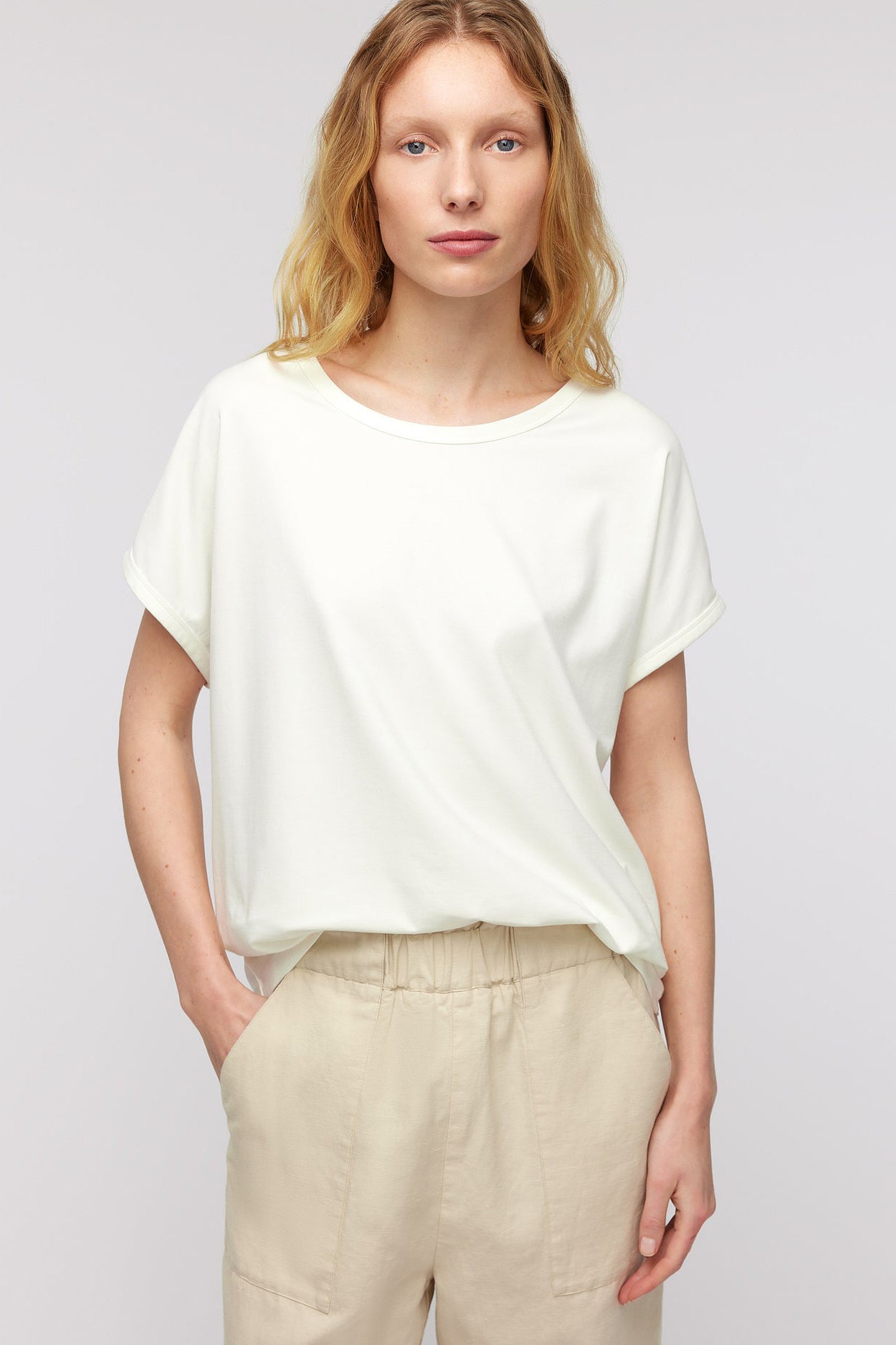 Knit-ted Emma T-Shirt - Off White - RUM Amsterdam