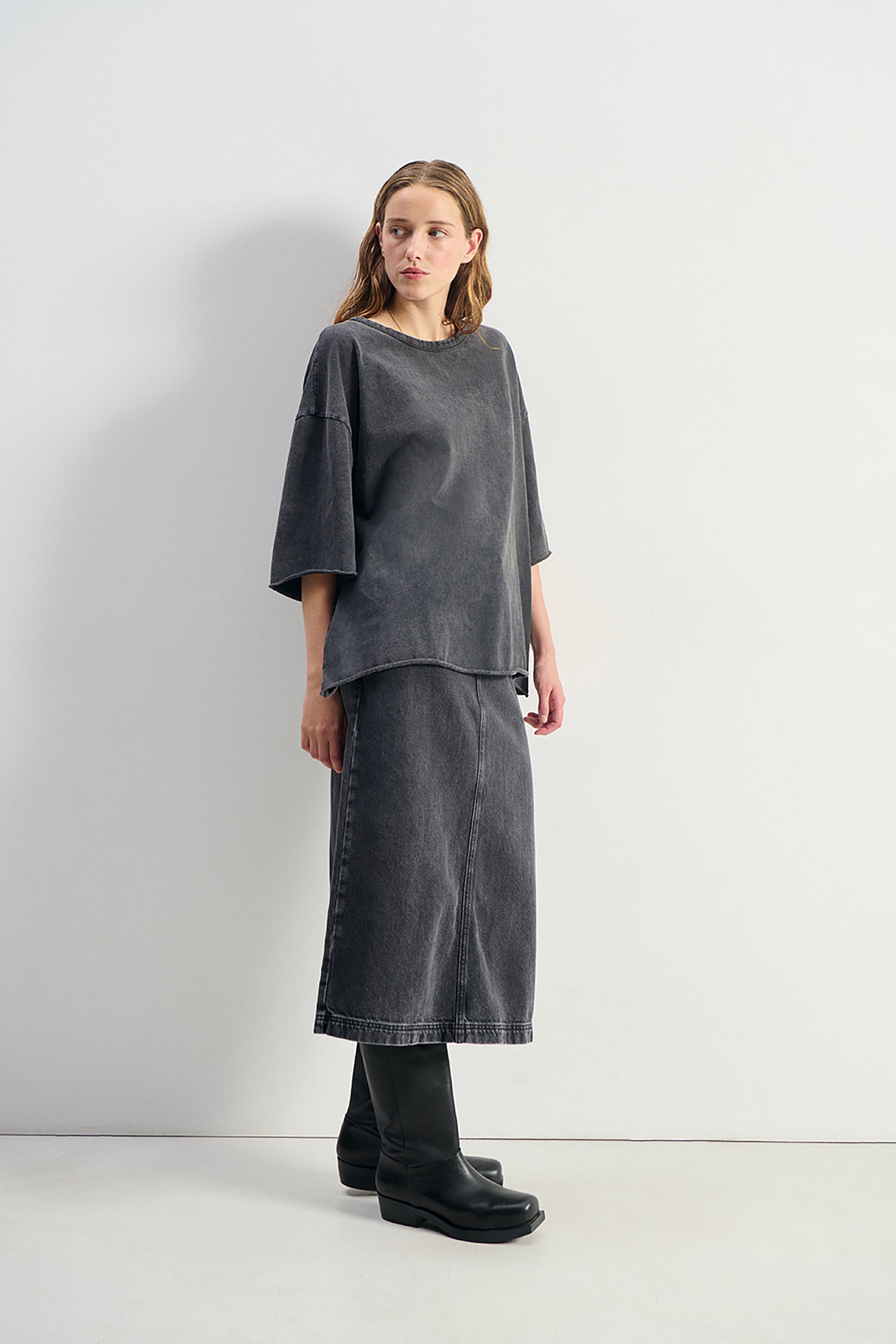 Afoma Long T-Shirt - Vintage Darkness