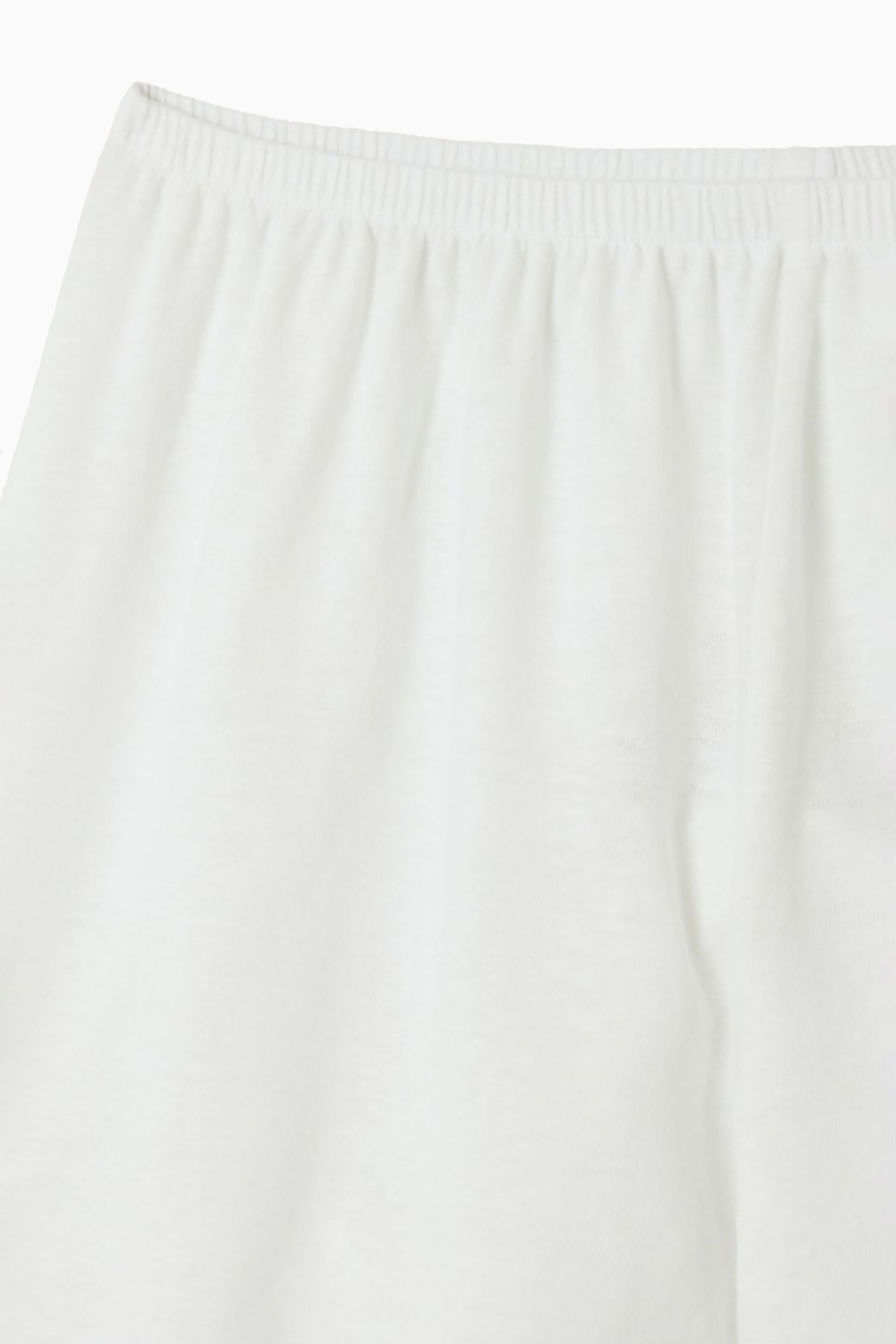 Dualy Shorts - White
