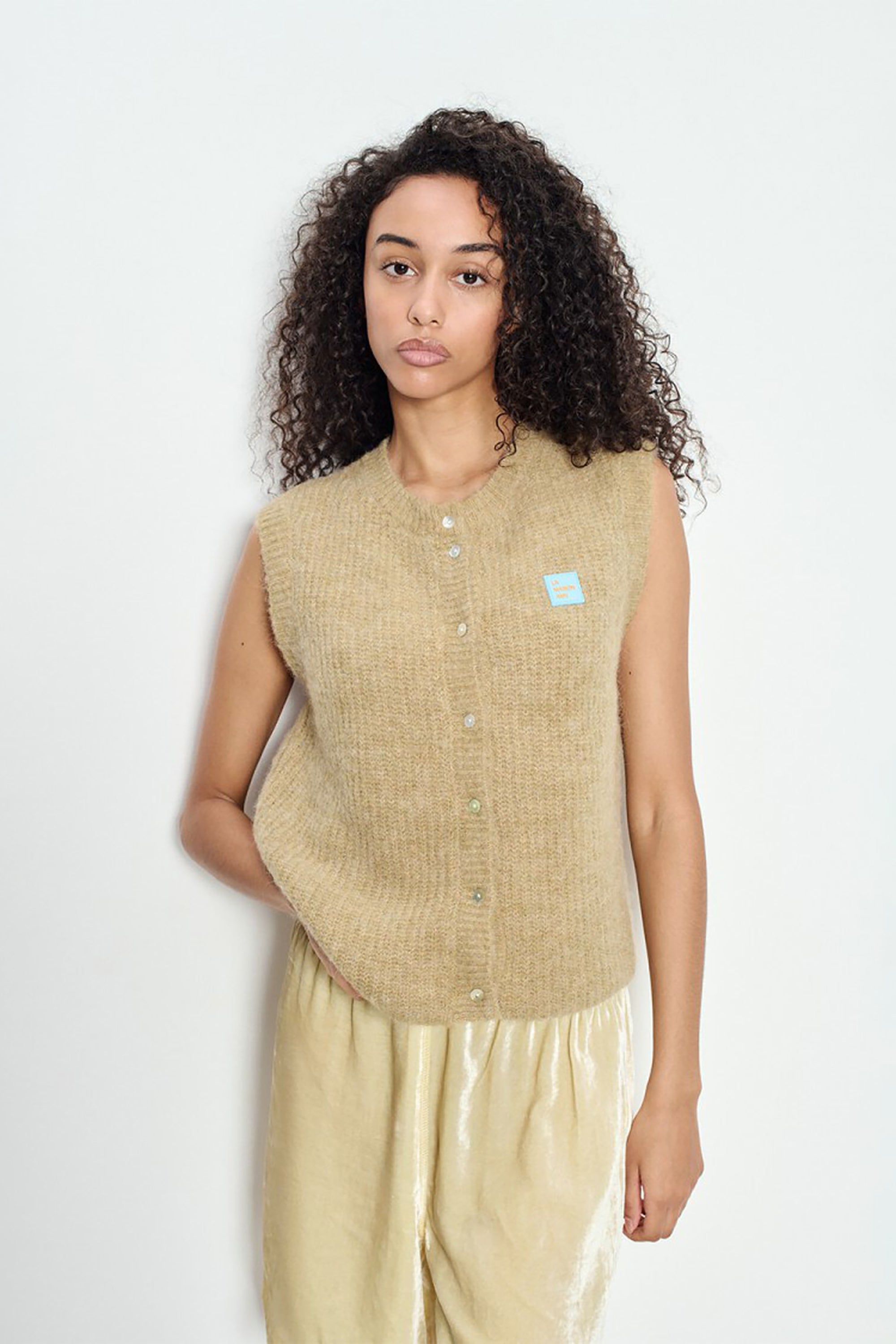 East Sleeveless Cardigan - Sand Melange