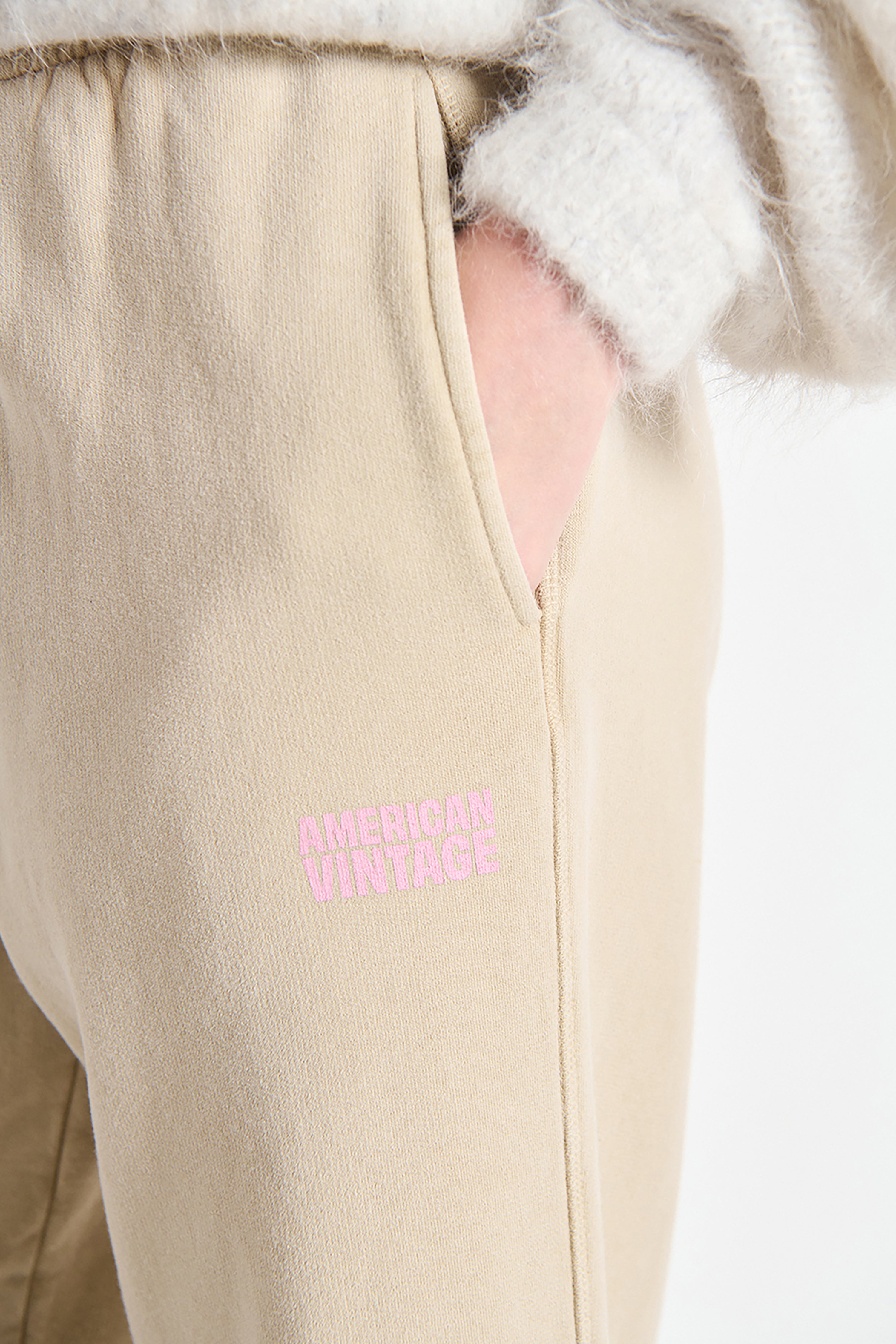 Plizzy Joggers - Vintage Dune