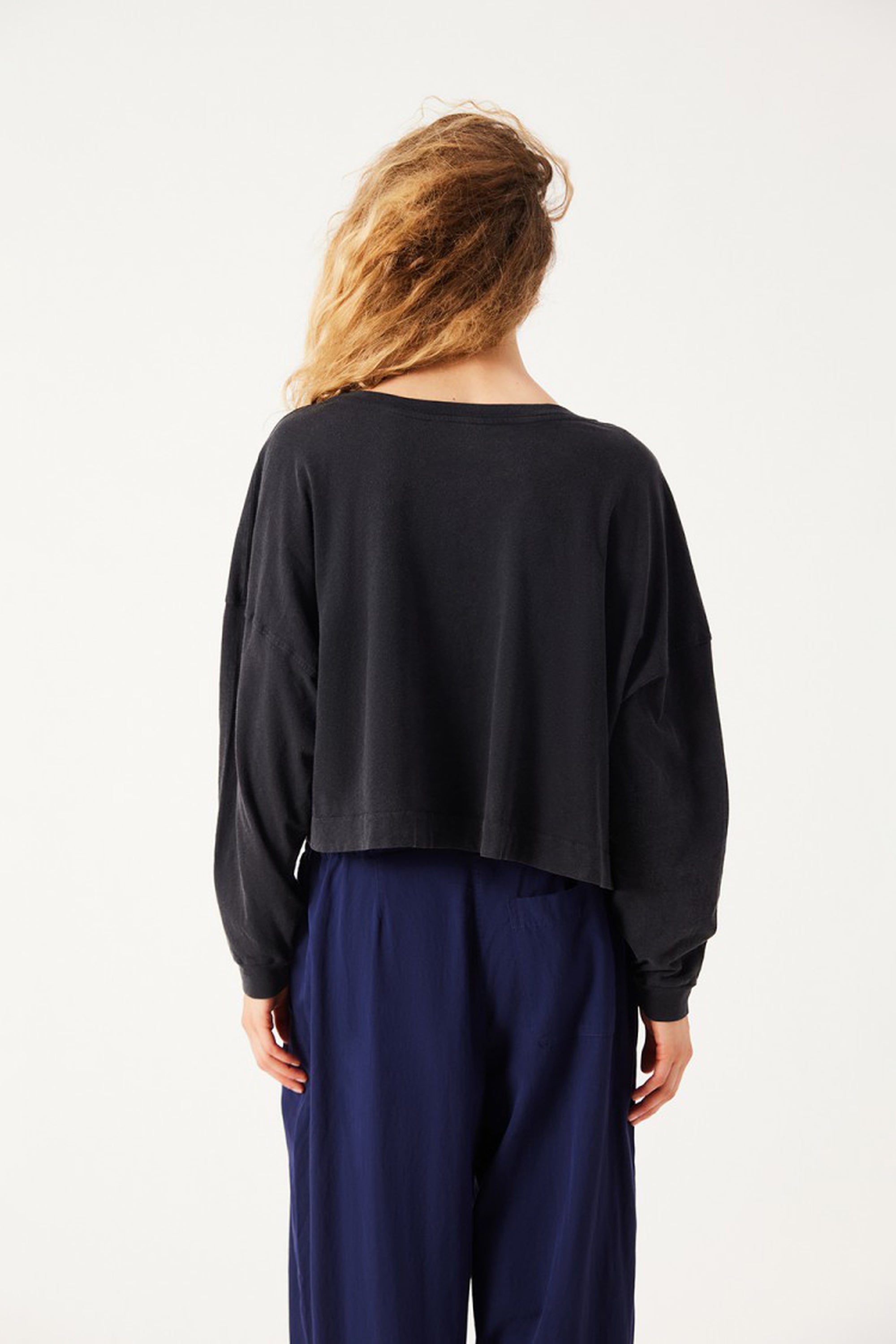 Remytown T-Shirt LS - Vintage Carbon