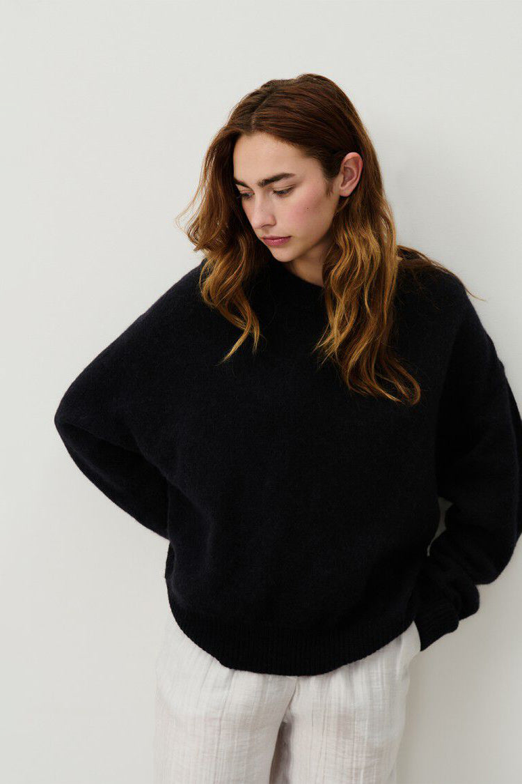 Vitow Jumper - Black - RUM Amsterdam