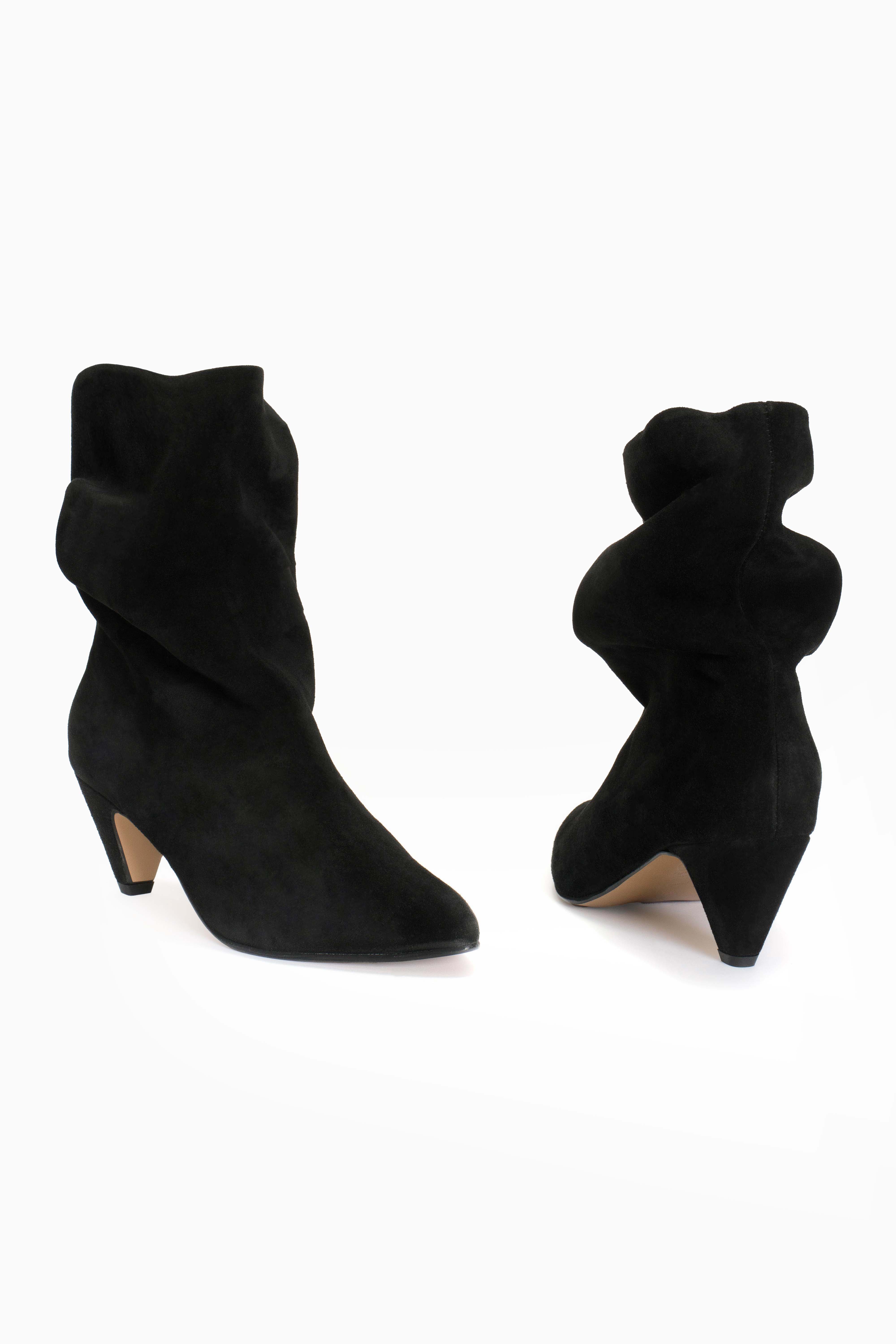 Vully 50 Stiletto Suede Boots - Black - RUM Amsterdam