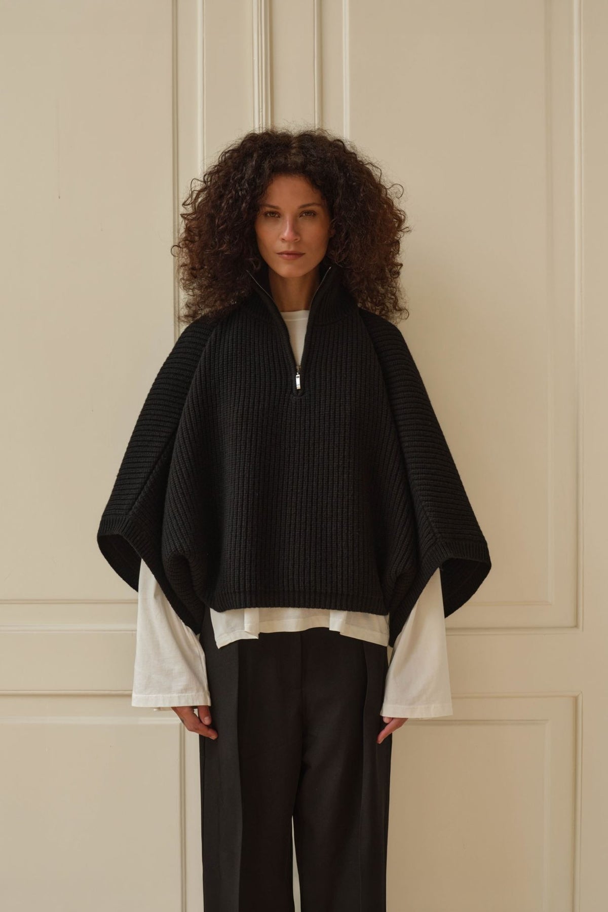 Saga Jumper - Black