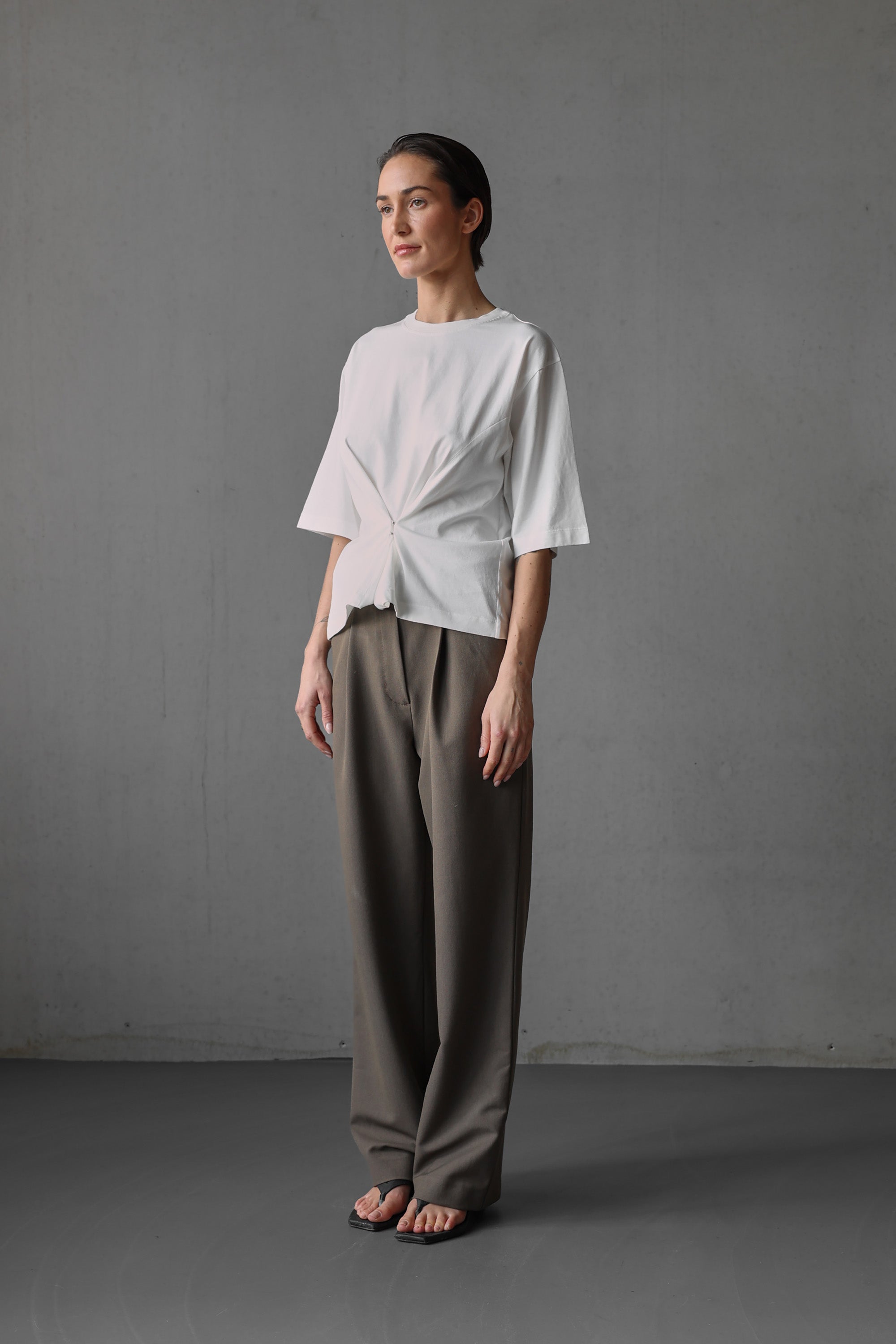 Selah Hook Tee - Off White - RUM Amsterdam