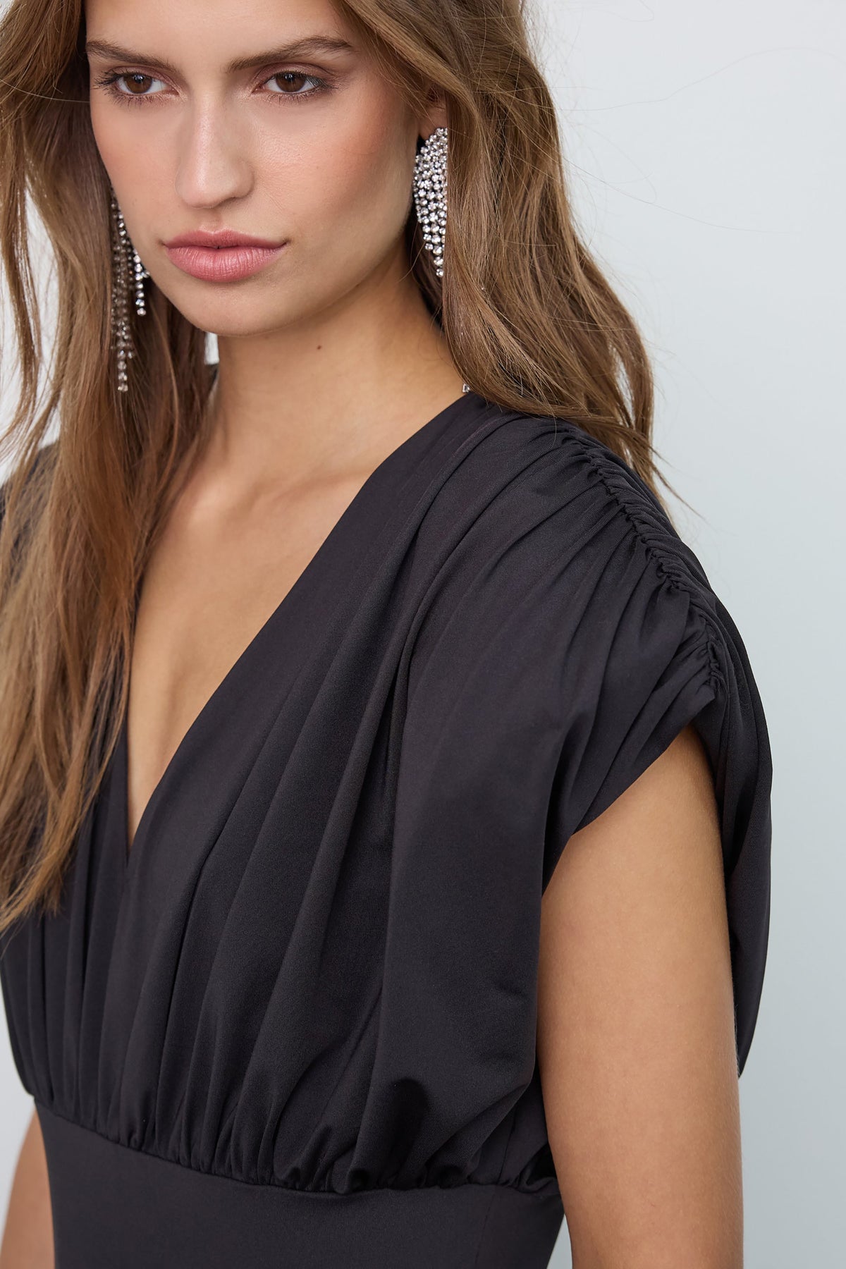 Cattia V-Dress - Black