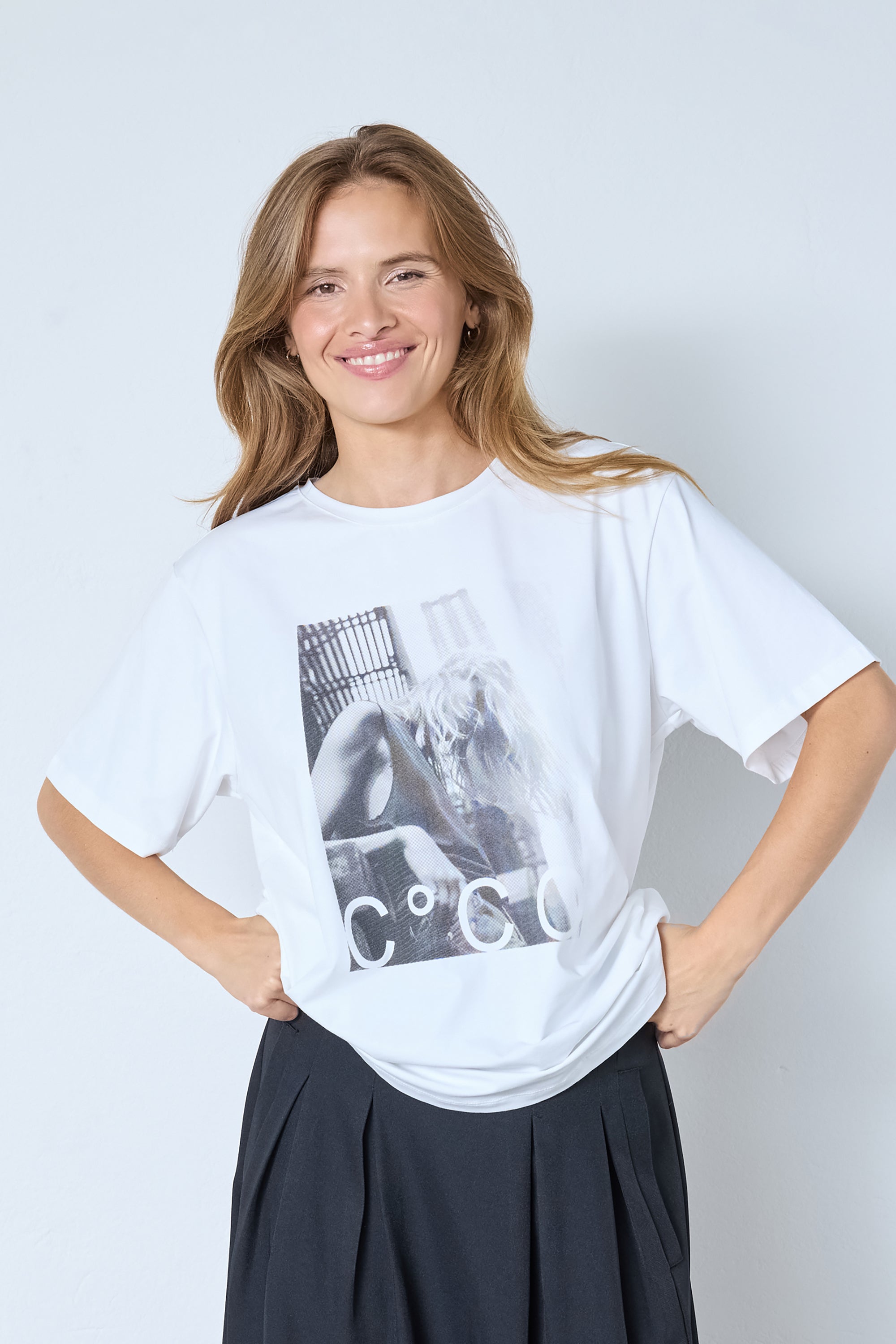 Madina Oversize Tee - White