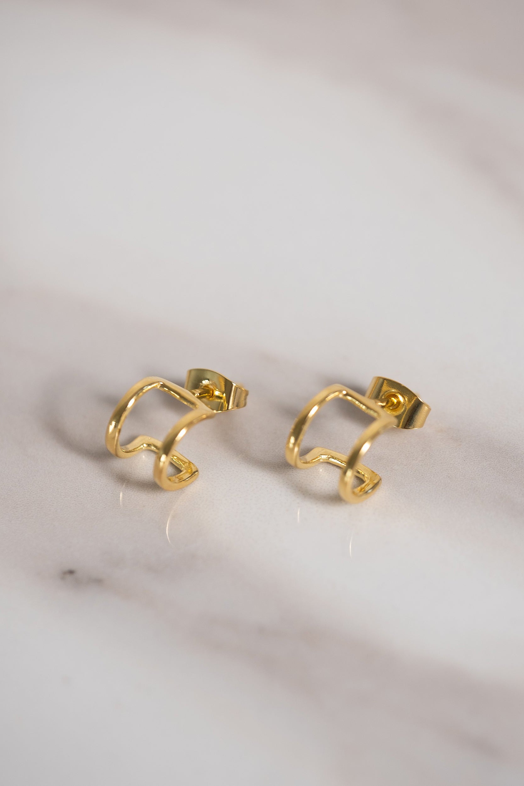 Adorn Double Line Earrings - Gold - RUM Amsterdam