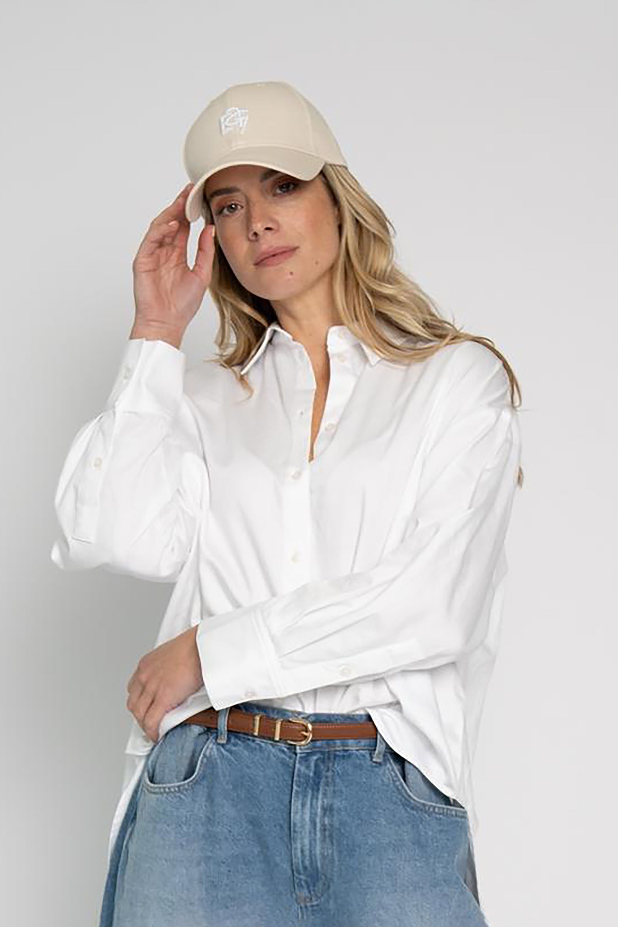 Arienne Button Back - White - RUM Amsterdam