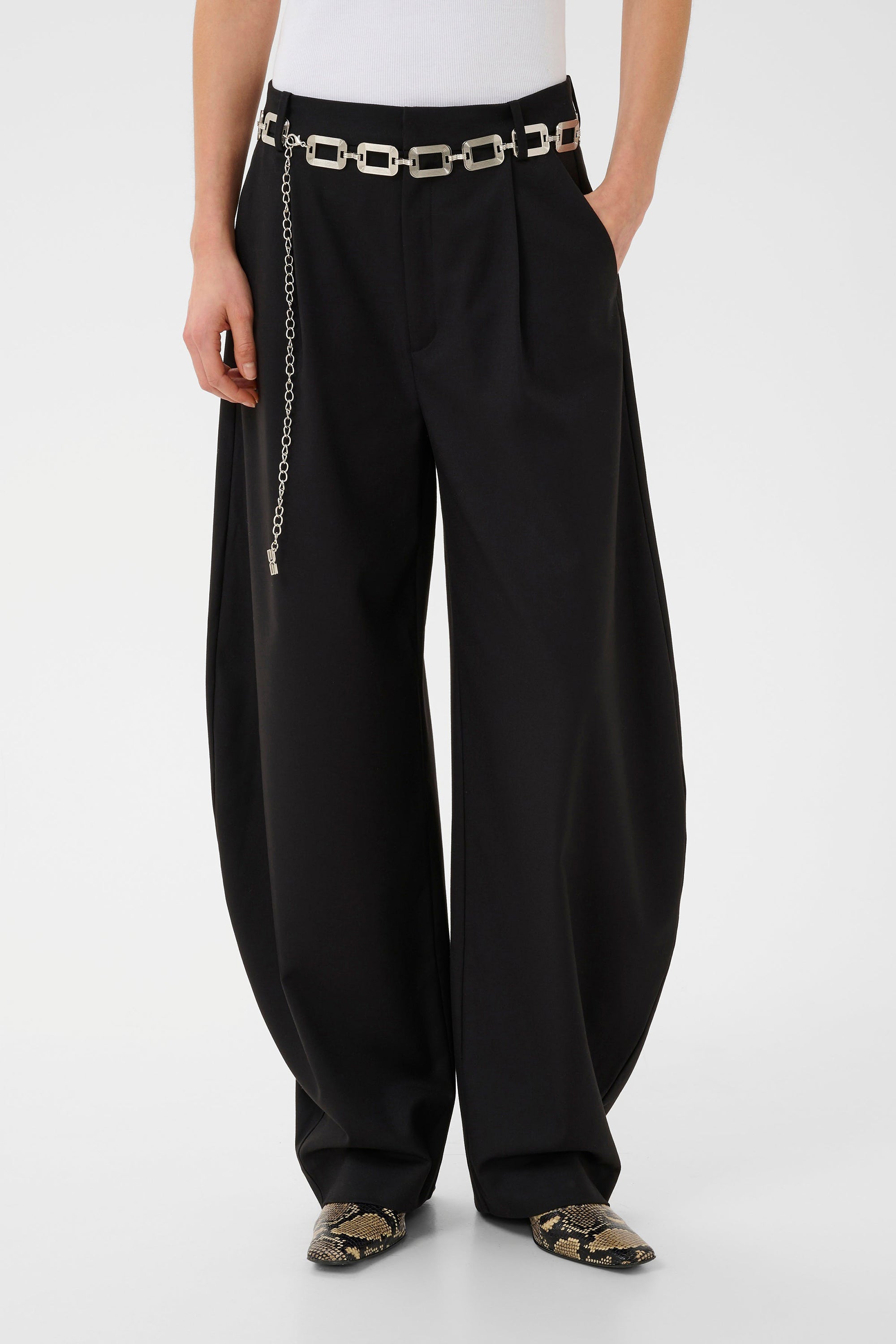Callia Barrel Pants - Black
