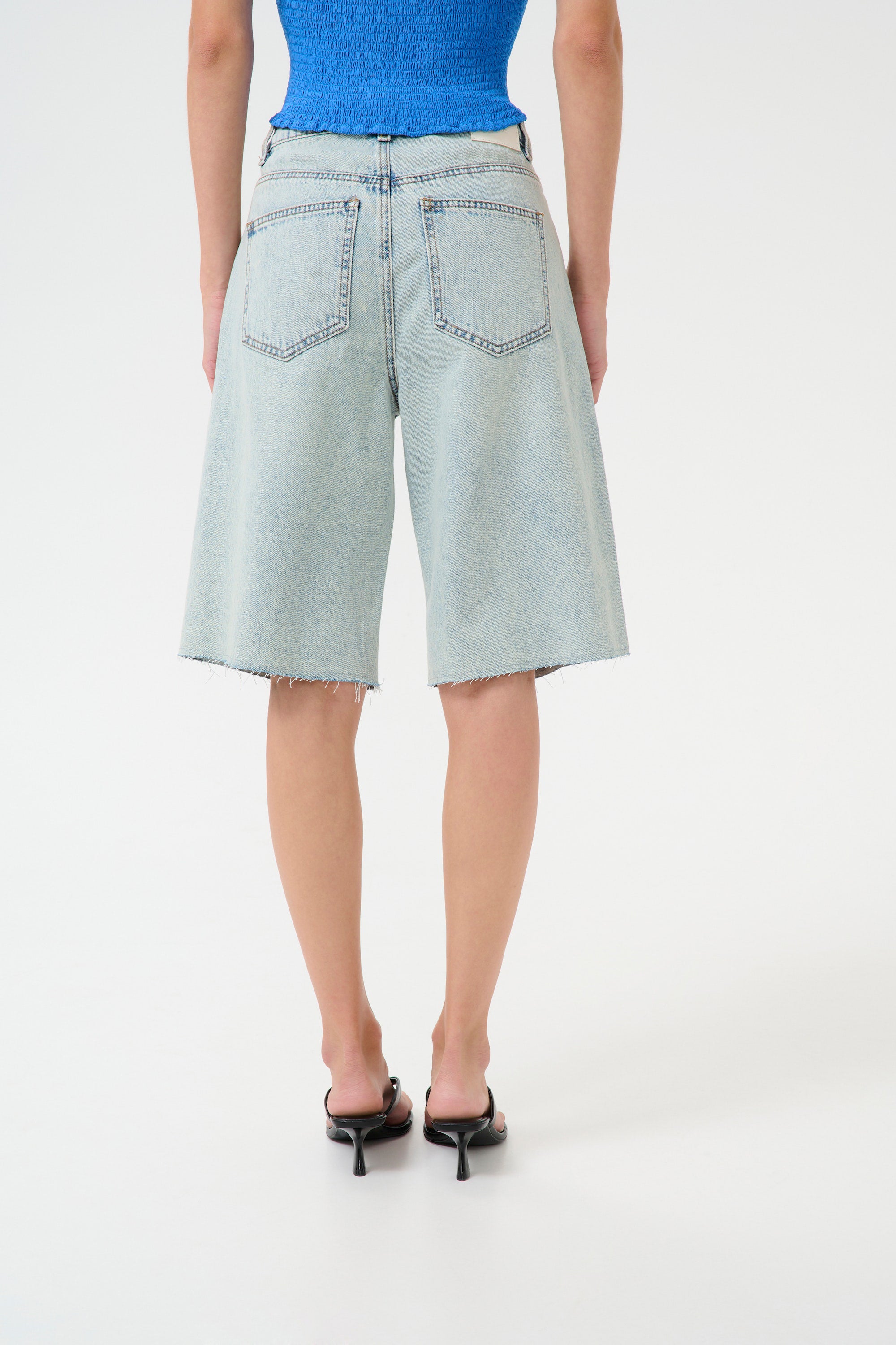 Asher HW Long Shorts - Mid Acid Wash
