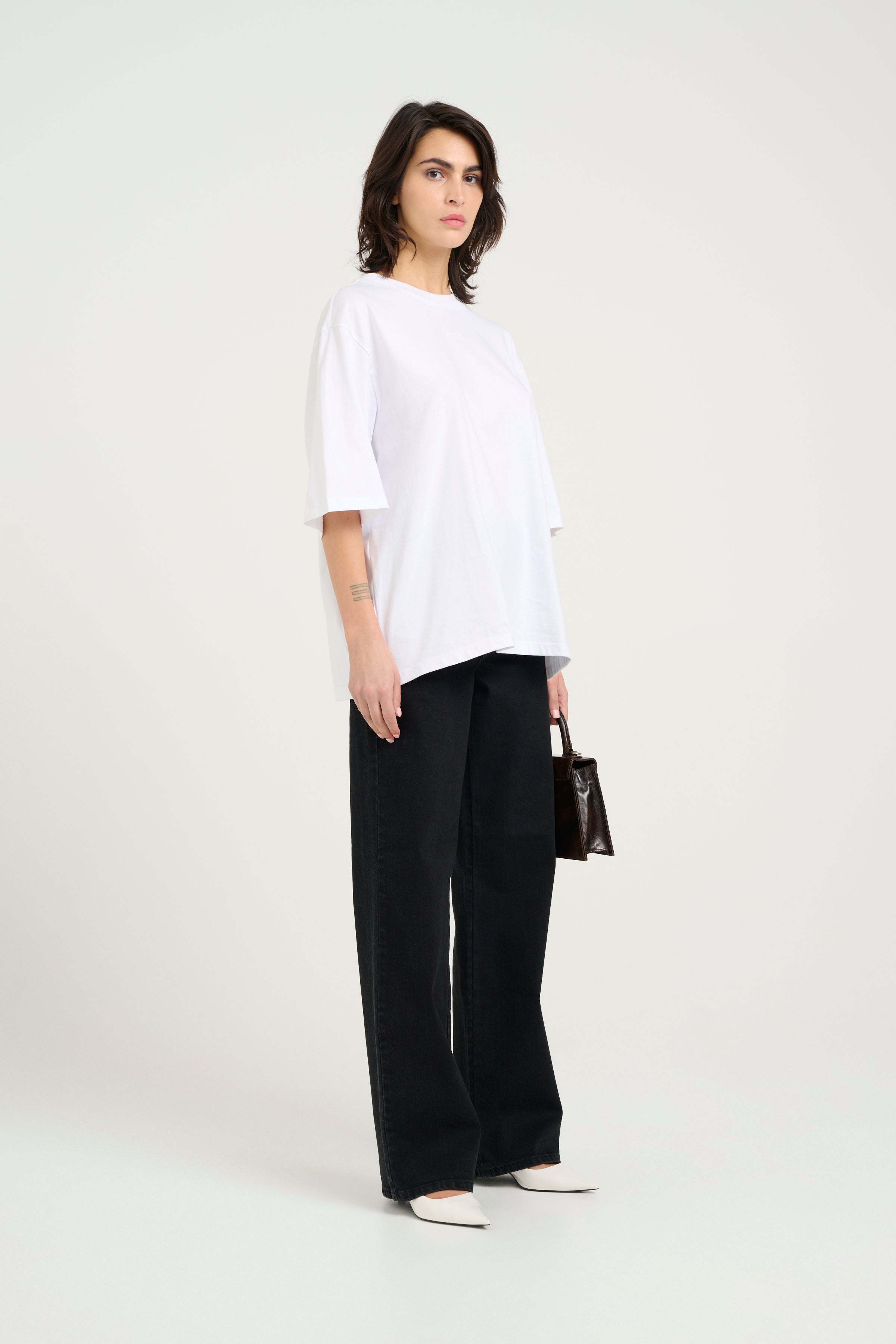 Simma EMB Tee - Bright White - RUM Amsterdam