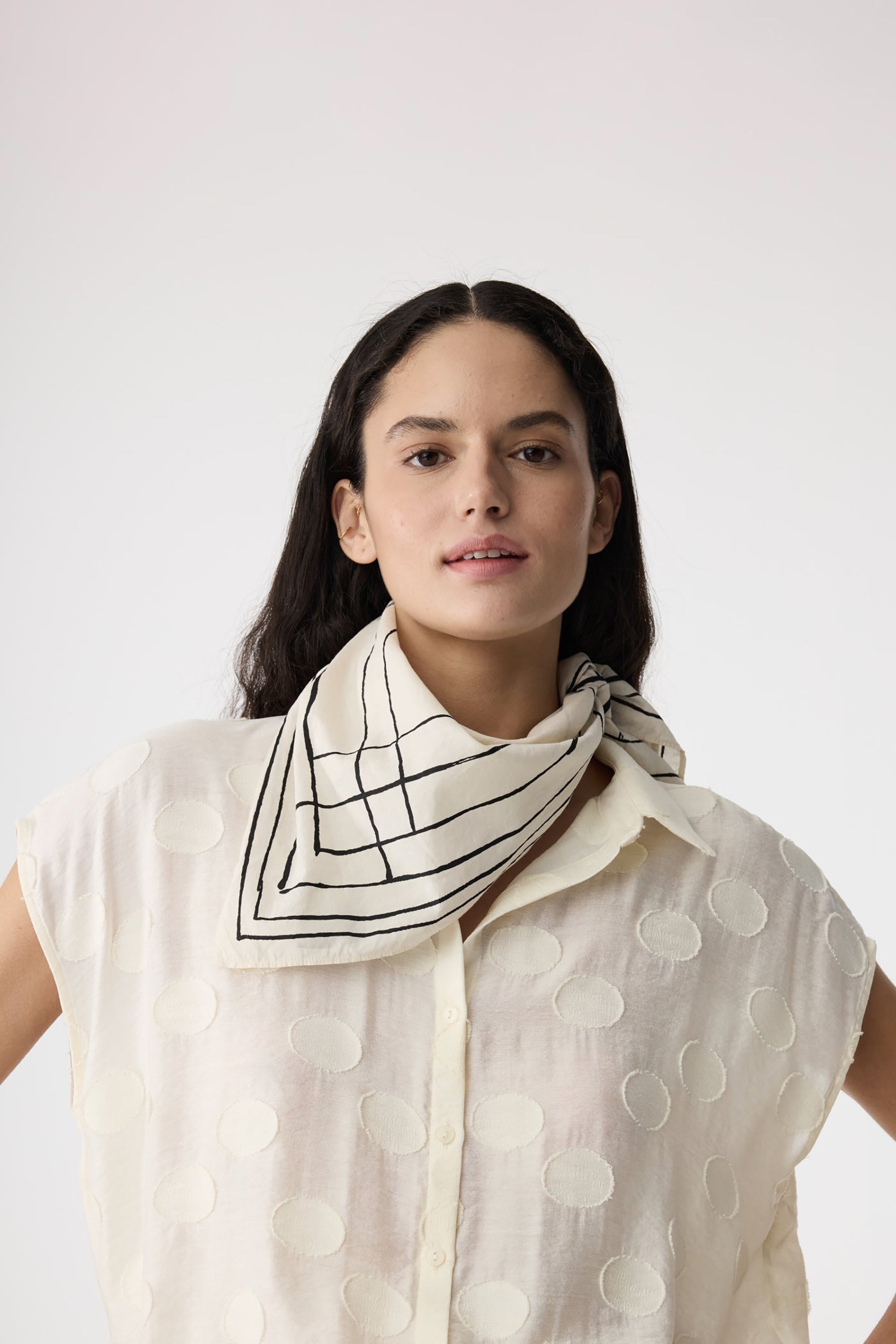 Scarlet Scarf - Ivory
