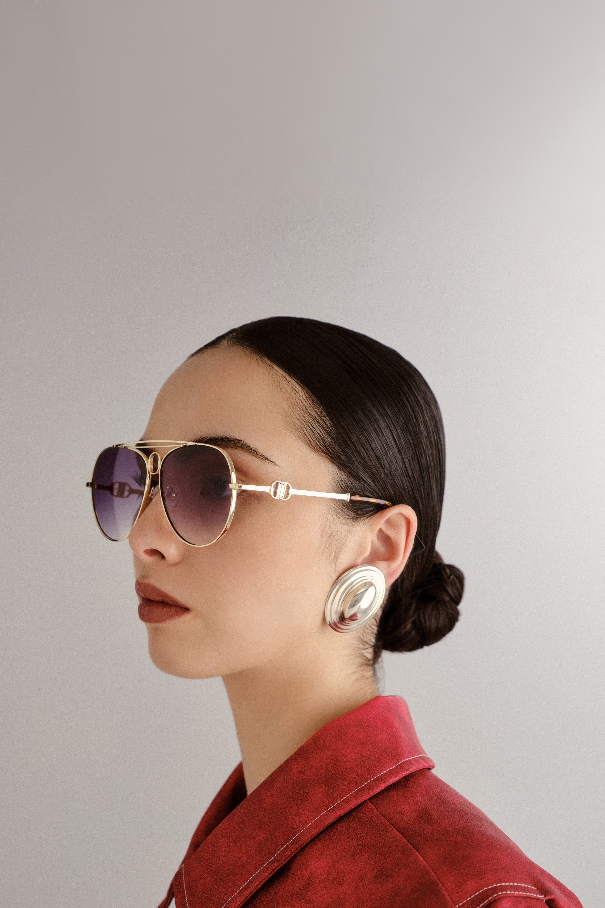 Abracadabra Sunglasses - Bright Gold w/ Smoke // Le Sustain