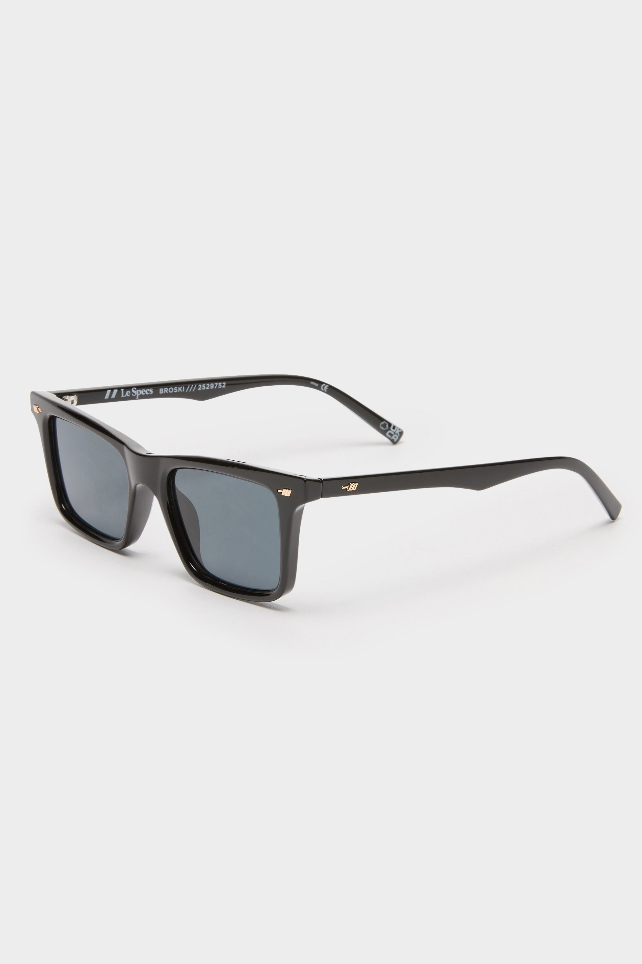 Broski Sunglasses - Black // Le Sustain
