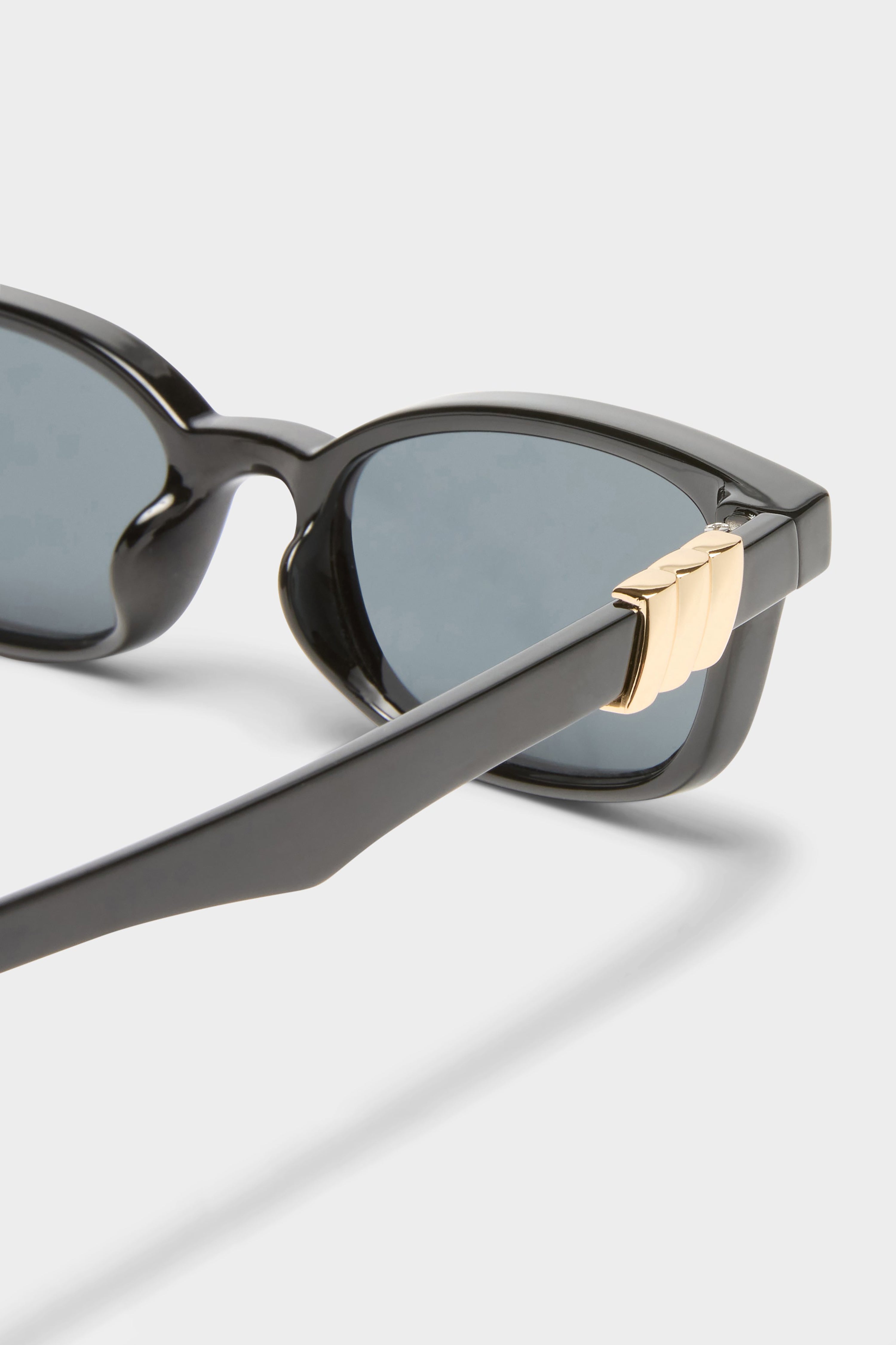 Confidential Sunglasses - Black