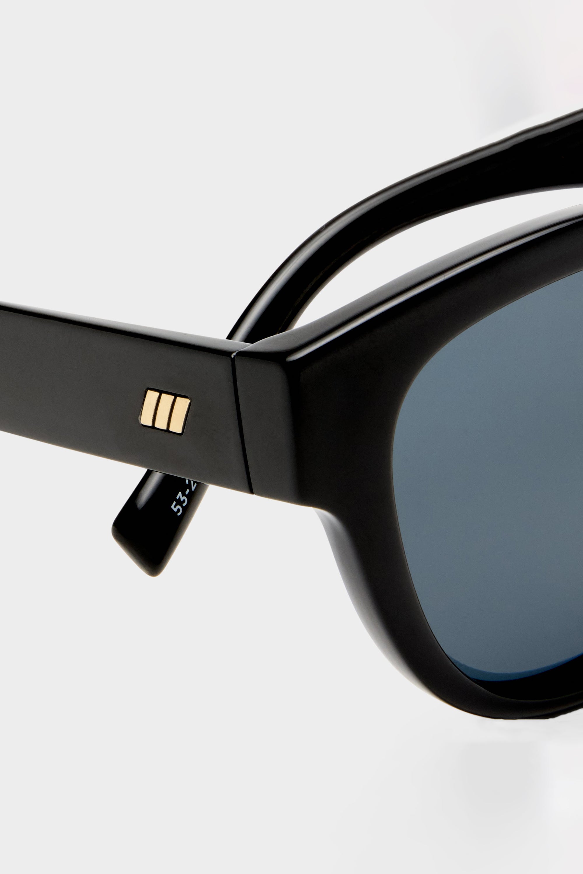 Majestic Sunglasses - Black *Polarized*
