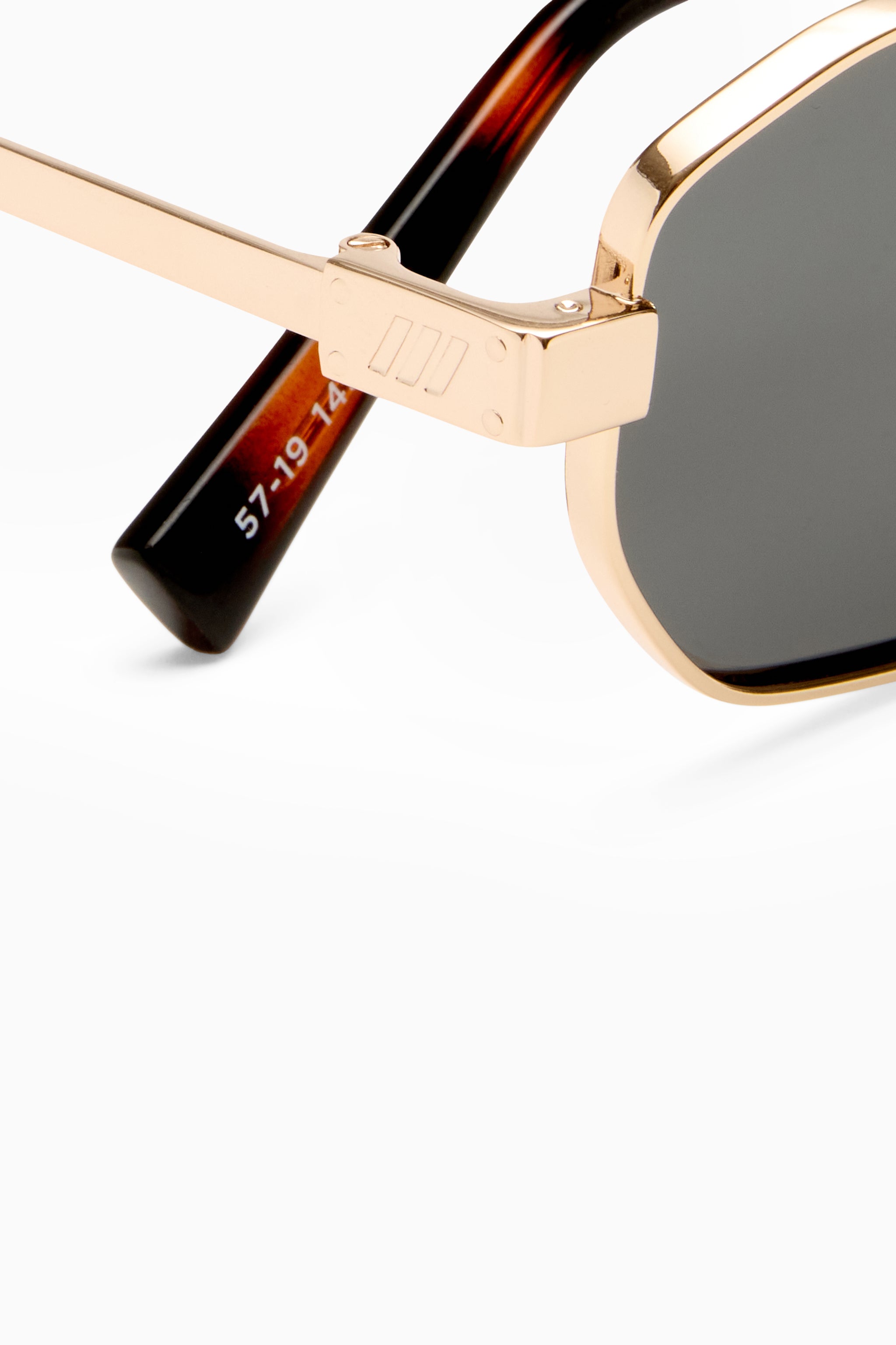 Mythic Sunglasses - Gold *Polarized* // Le Sustain