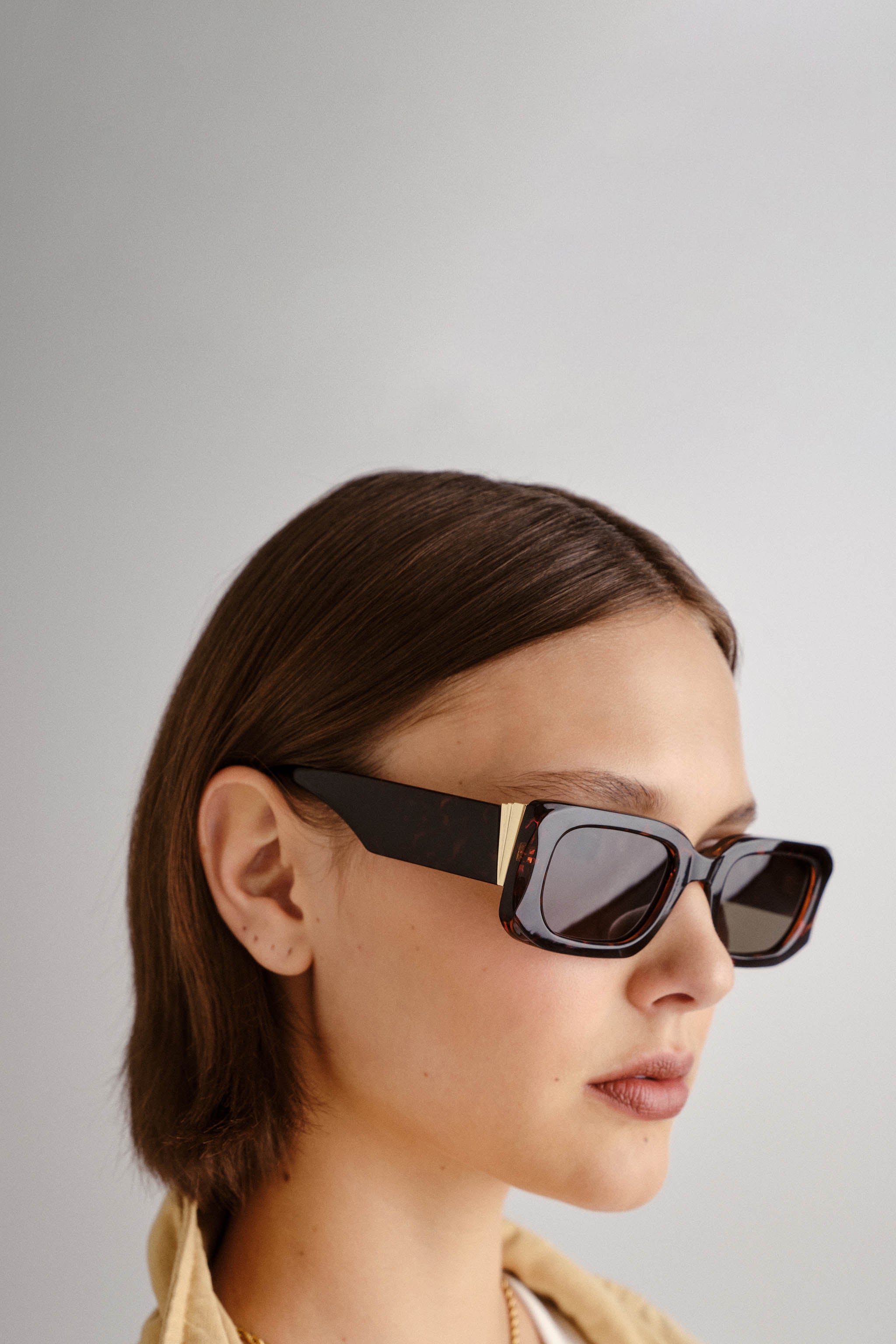 Rippled Rebel Sunglasses - Tort // Le Sustain