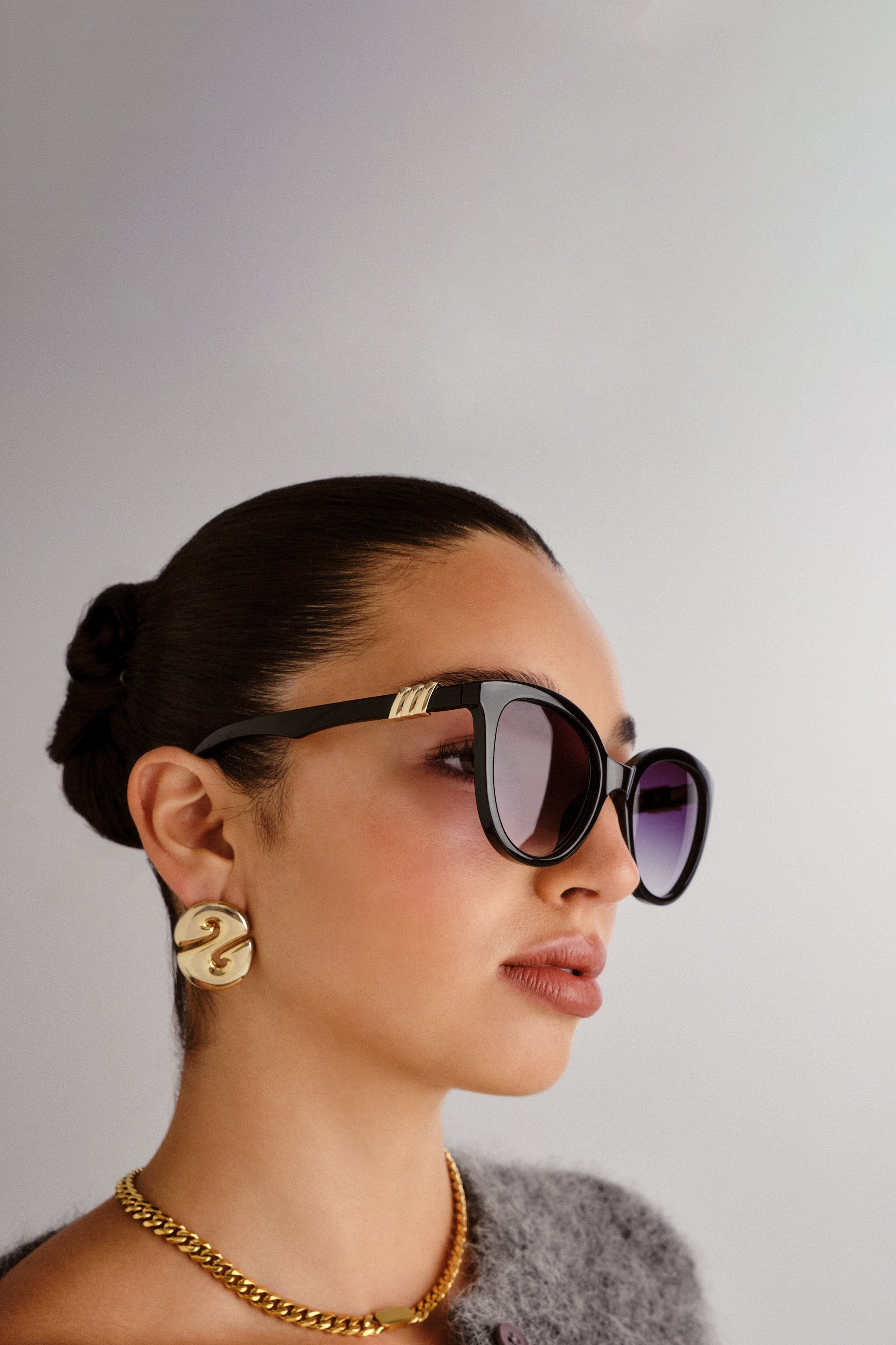 The Muse Sunglasses - Black