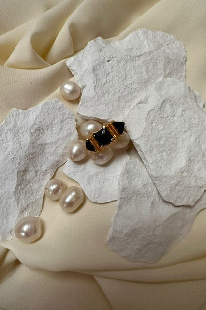 Giselle Ring - Gold with Black - RUM Amsterdam