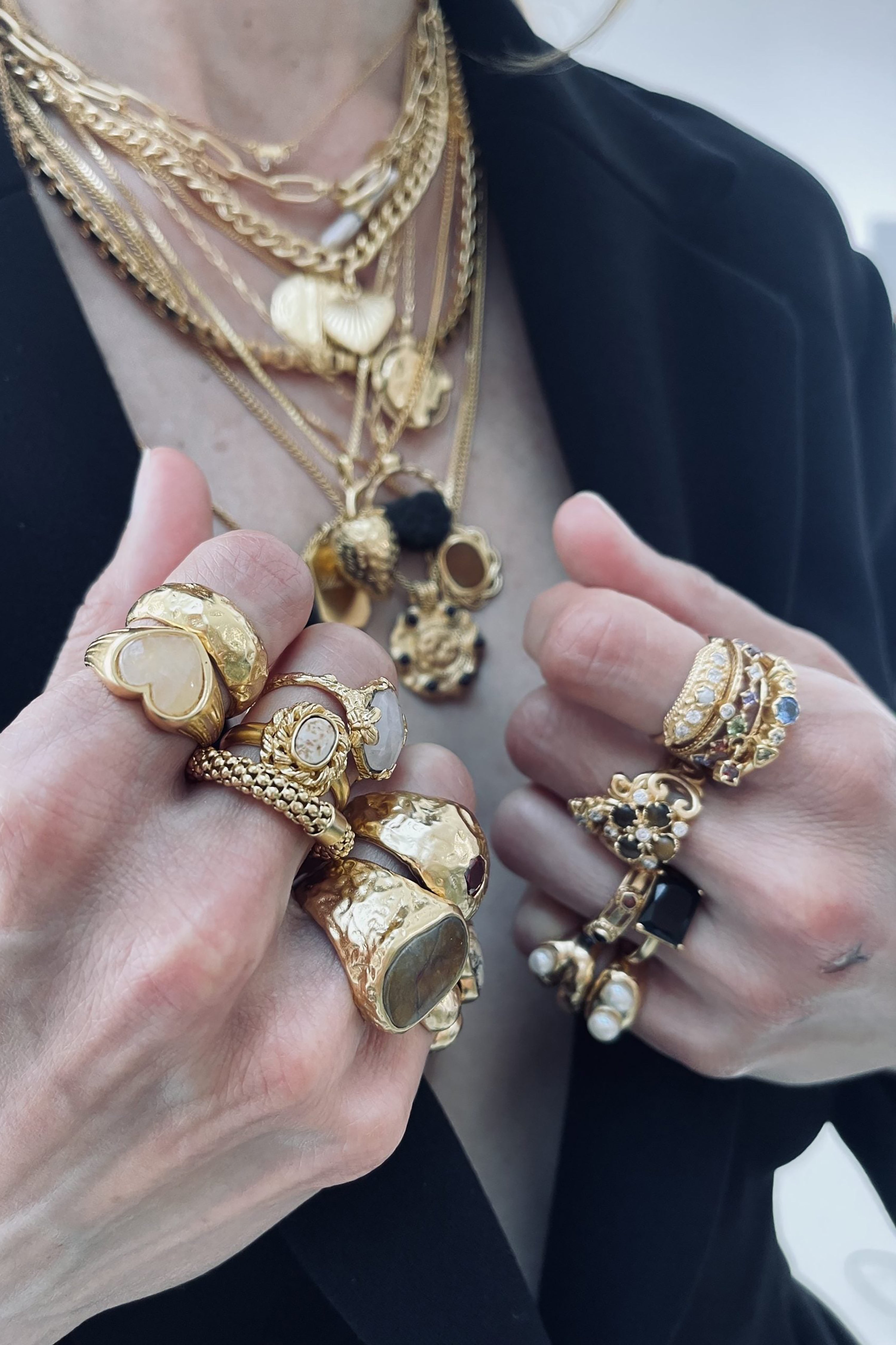 Julietta Ring - Gold with Gemstones
