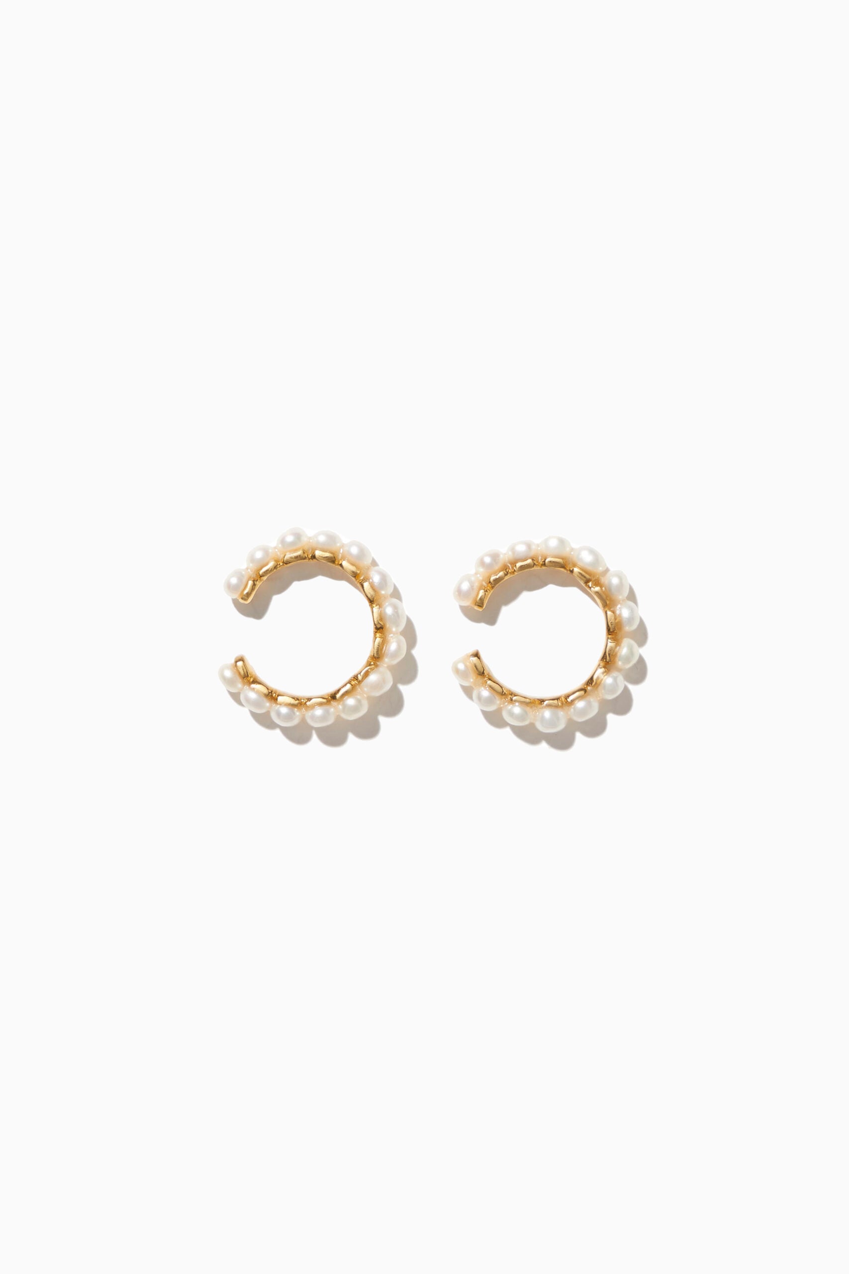 Lewis Ear Cuffs - Gold with Pearl - RUM Amsterdam