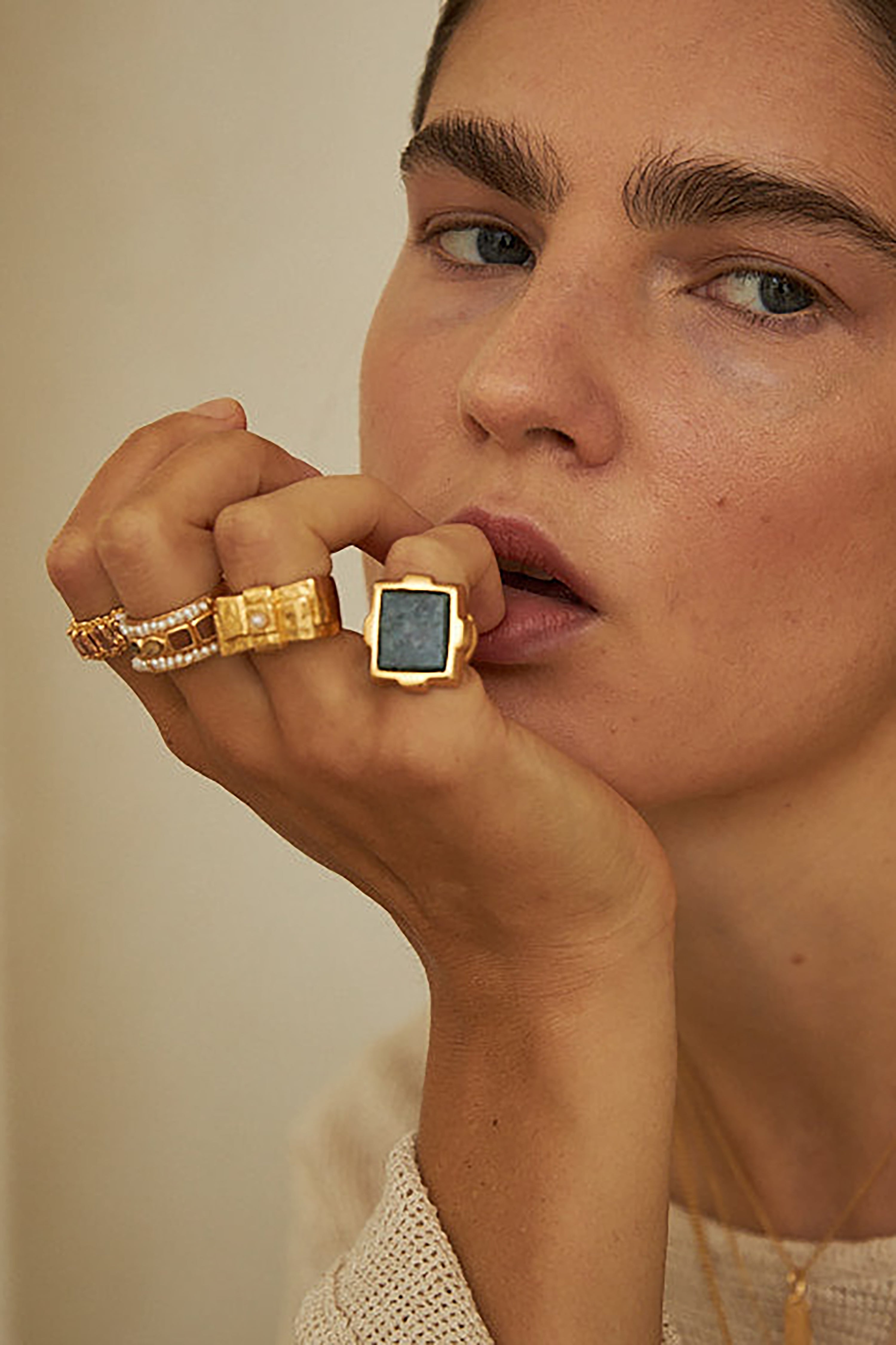 Romina Ring - Gold with Dark Green