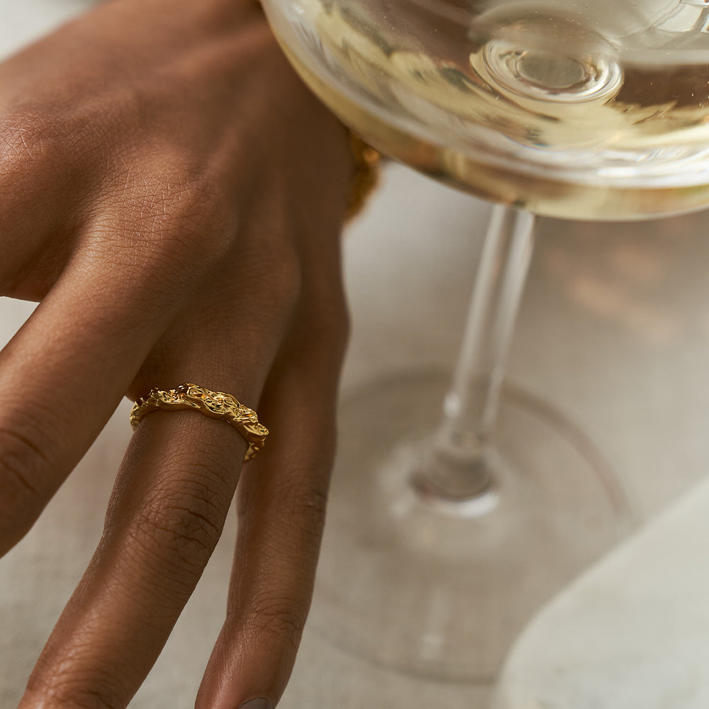 Structured Thin Ring - Gold