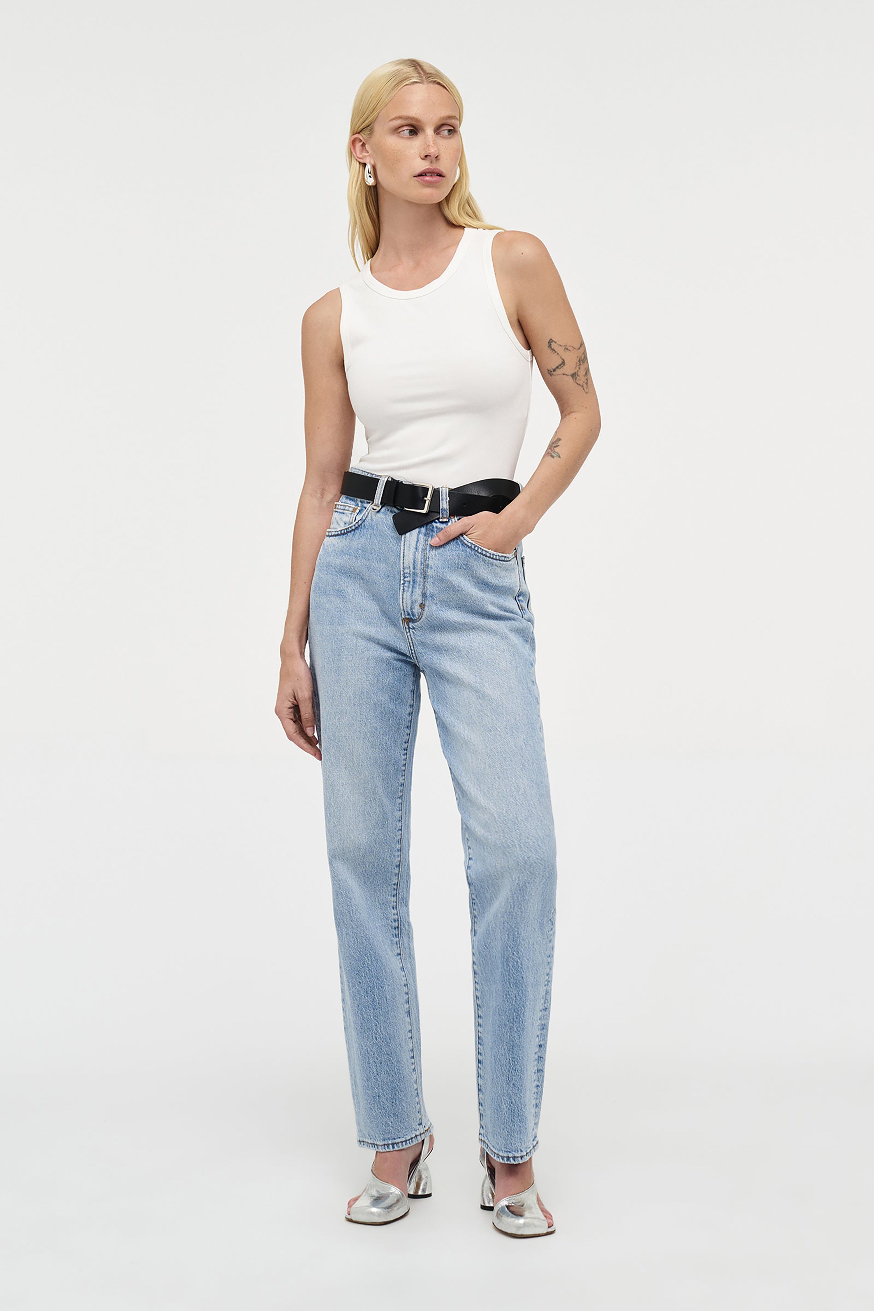 Nico Straight Jeans - Passenger