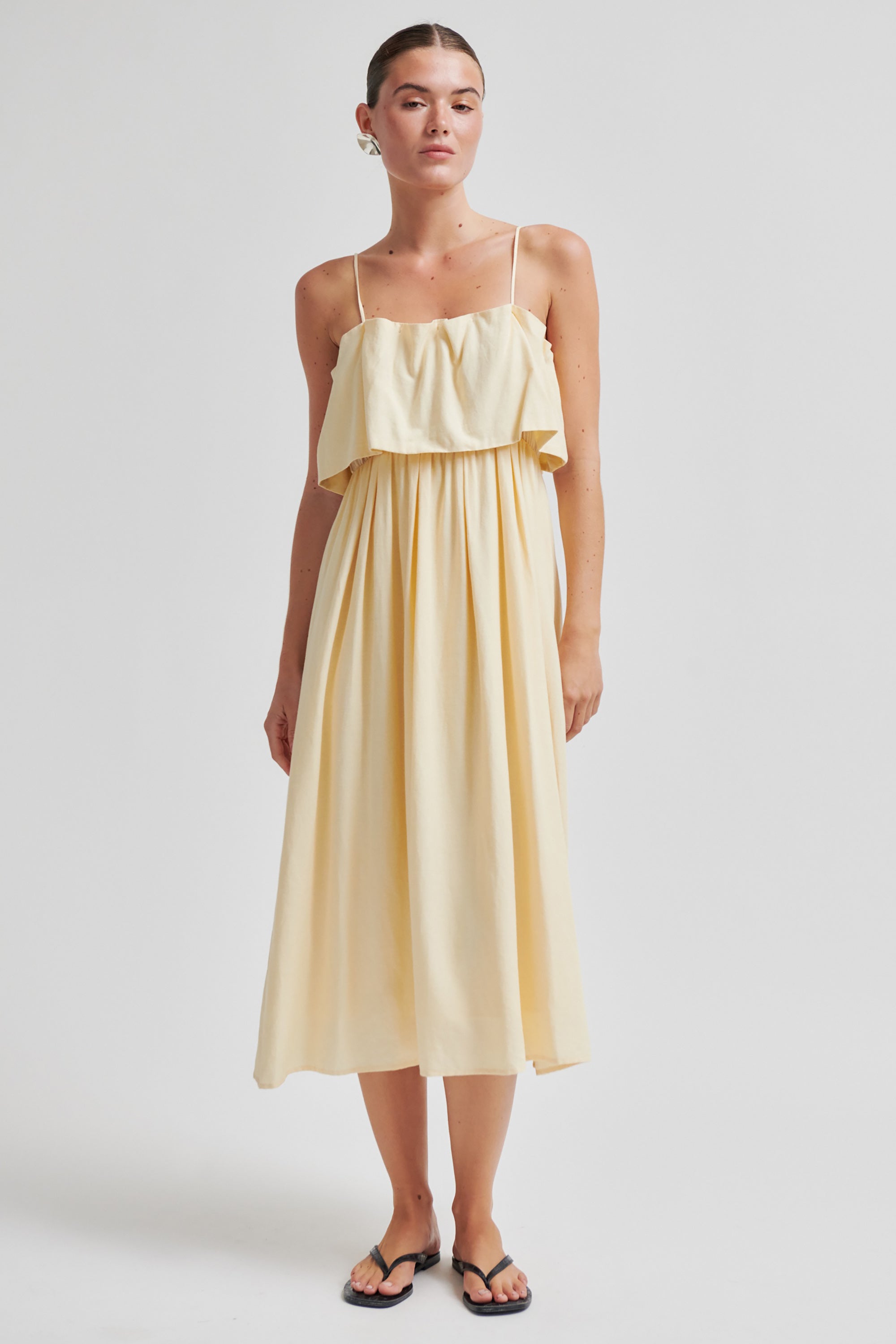 Aie Dress - Alabaster Gleam