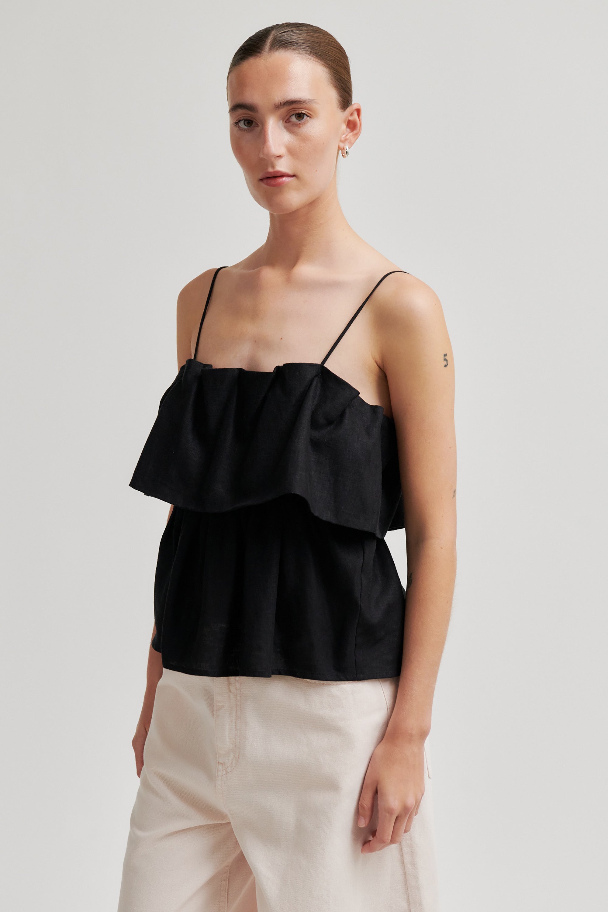 Aie Top - Black
