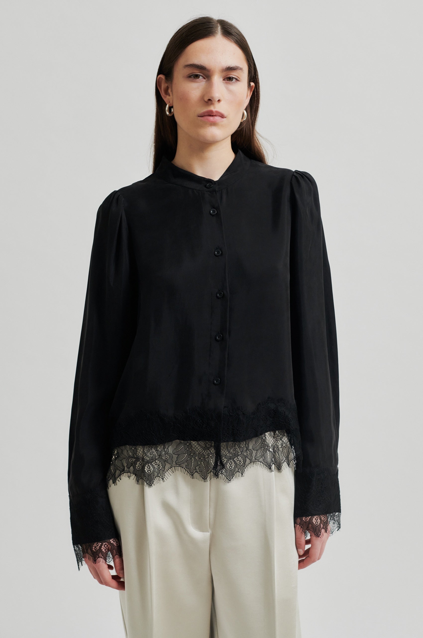 Esmae Lace Shirt - Black - RUM Amsterdam