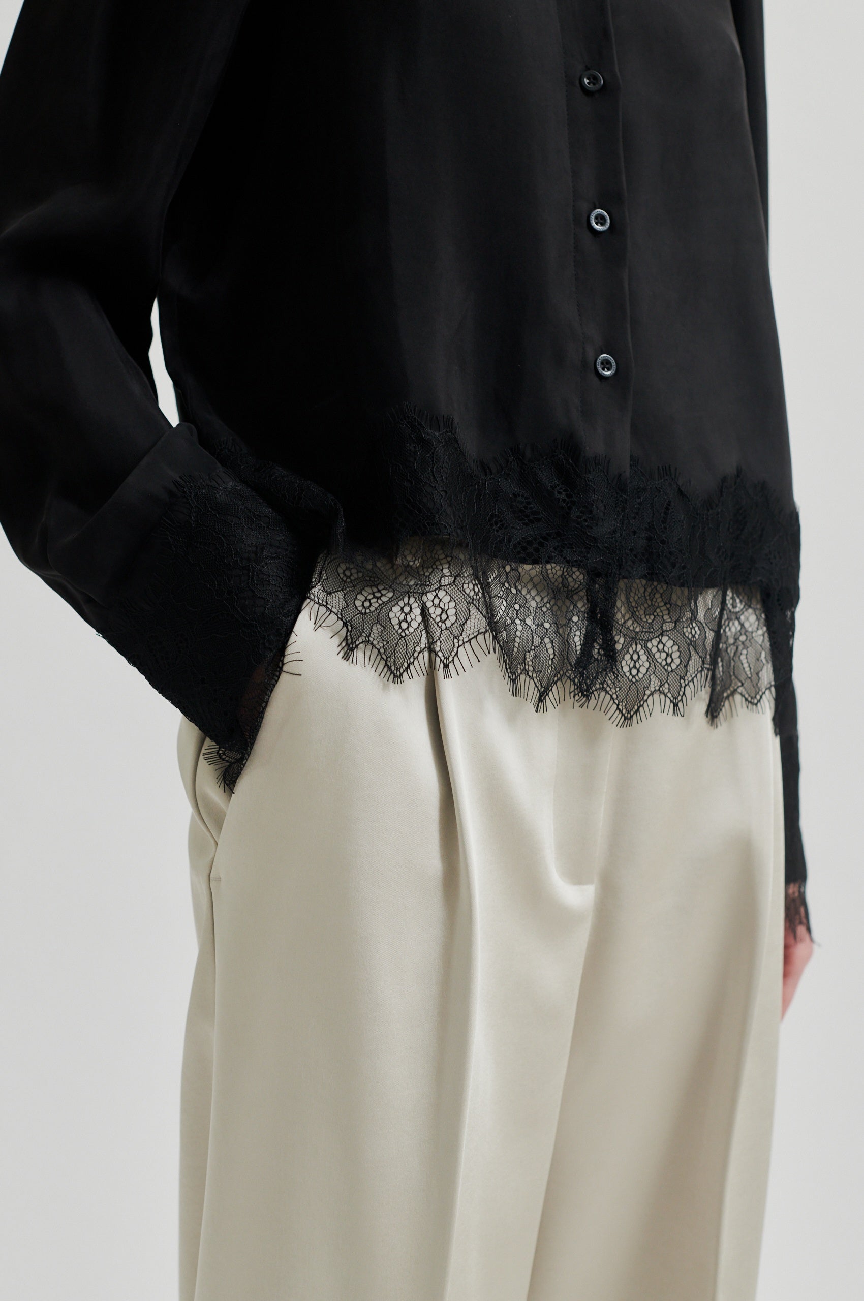 Esmae Lace Shirt - Black - RUM Amsterdam