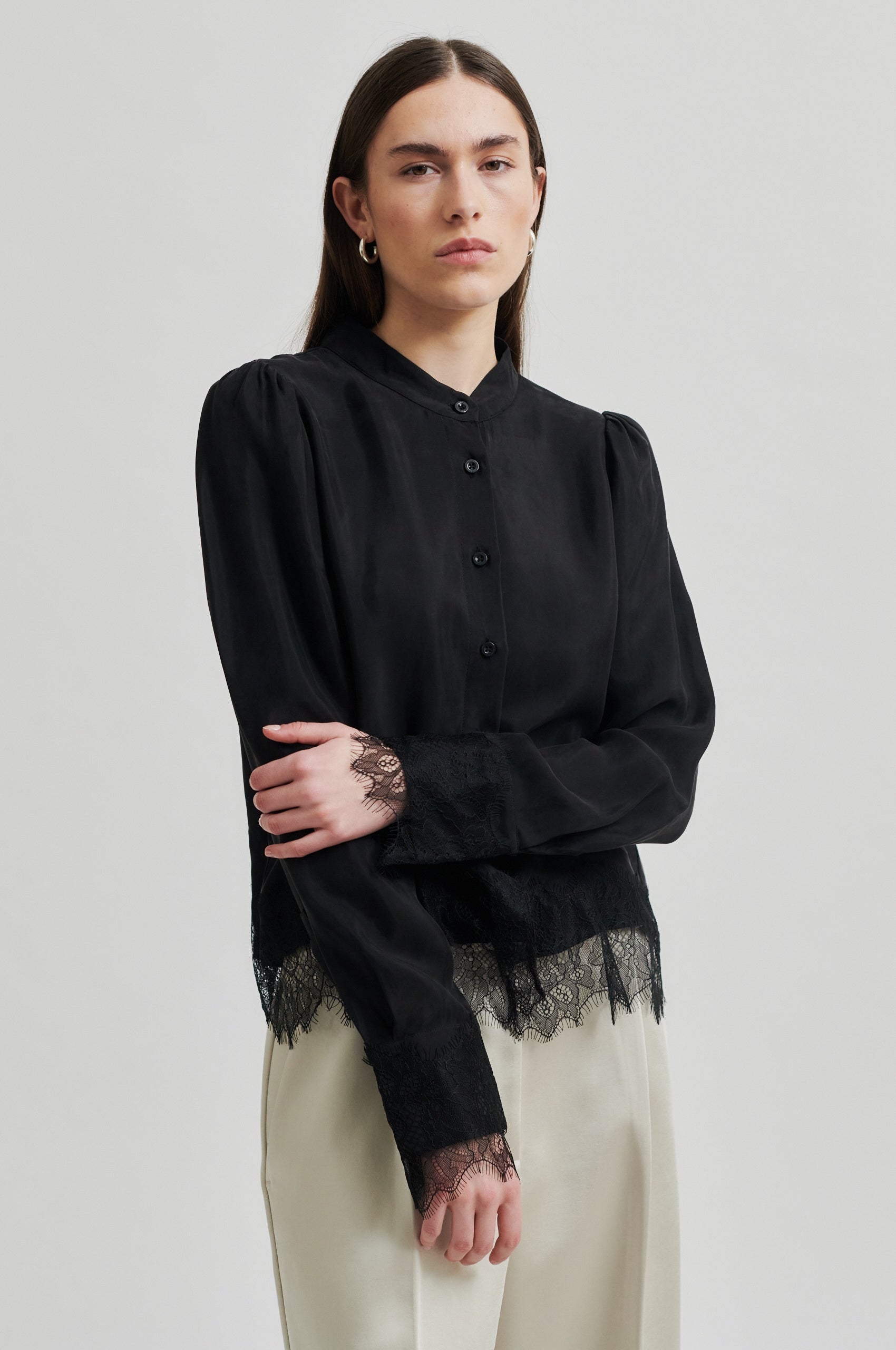 Esmae Lace Shirt - Black - RUM Amsterdam