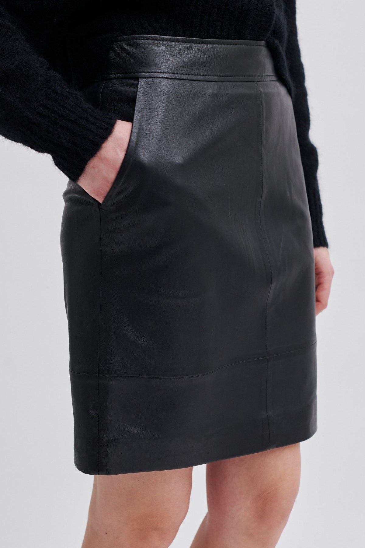 Francie Mini Leather Skirt - Black - RUM Amsterdam