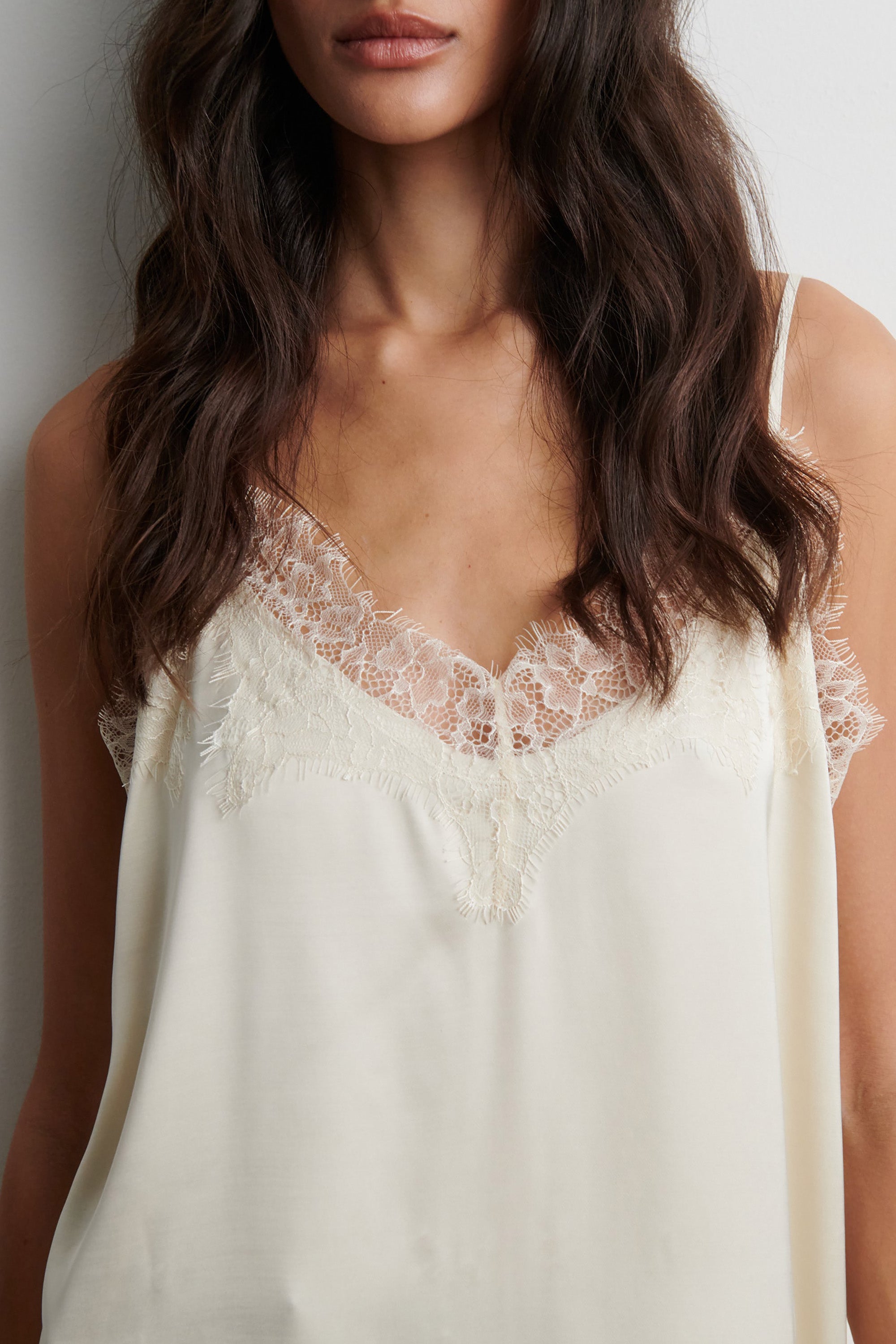 Lacia Contrast Strap Top - Cream