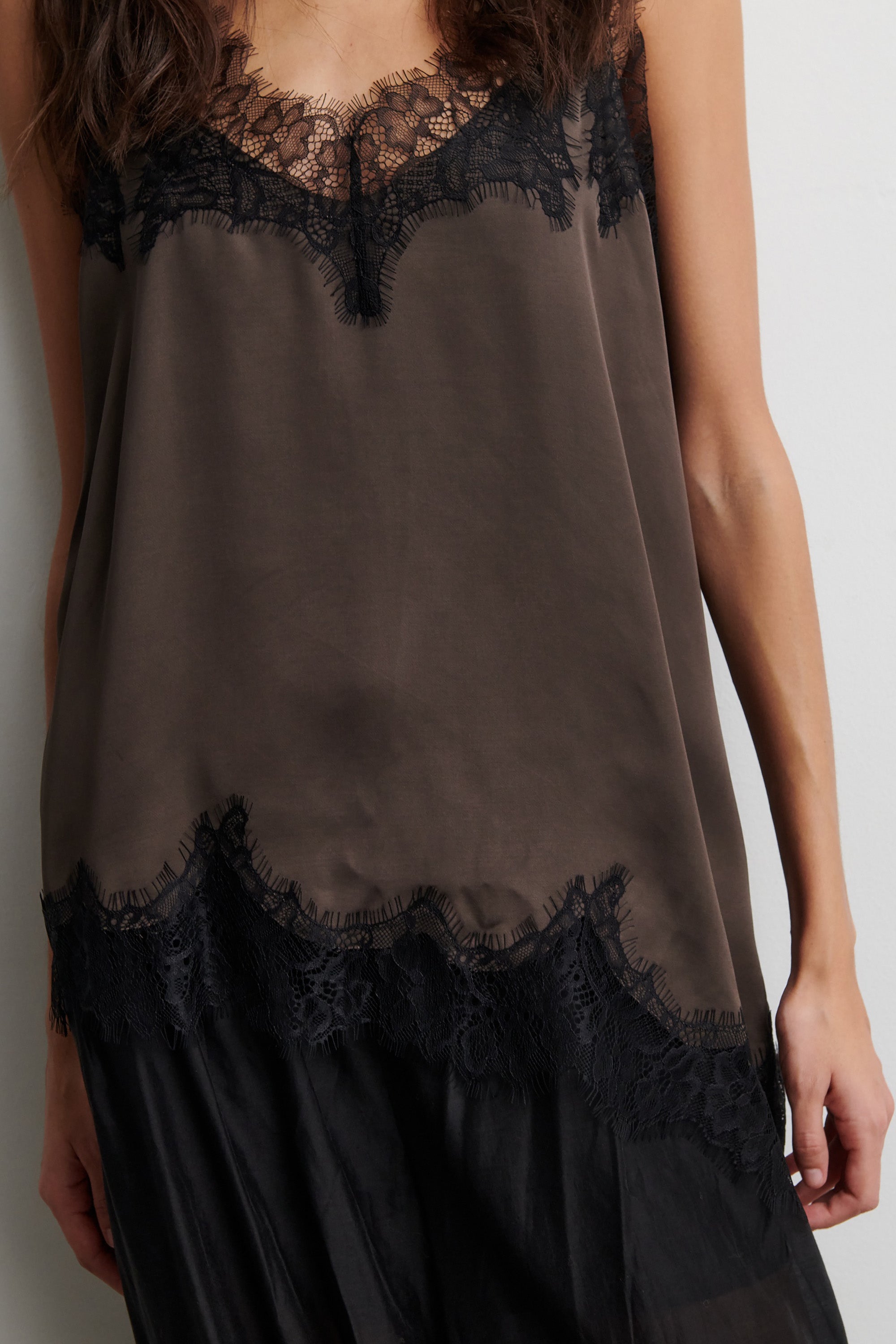 Lacia Contrast Strap Top - Wren