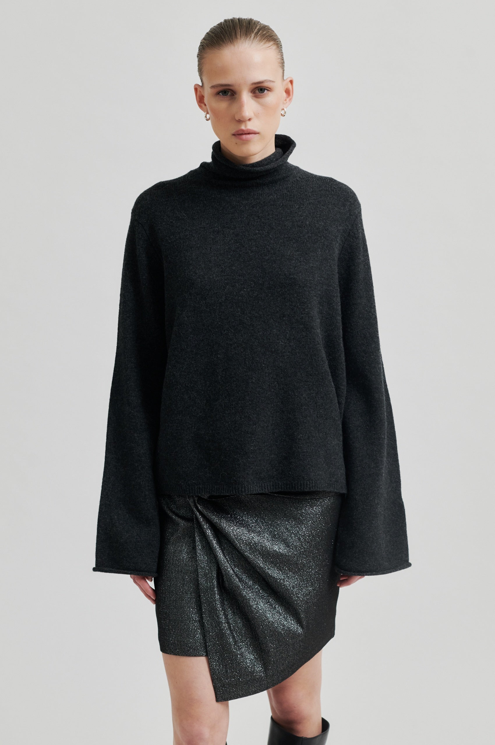 Neva Knit T-Neck Jumper - Dark Grey Melange - RUM Amsterdam