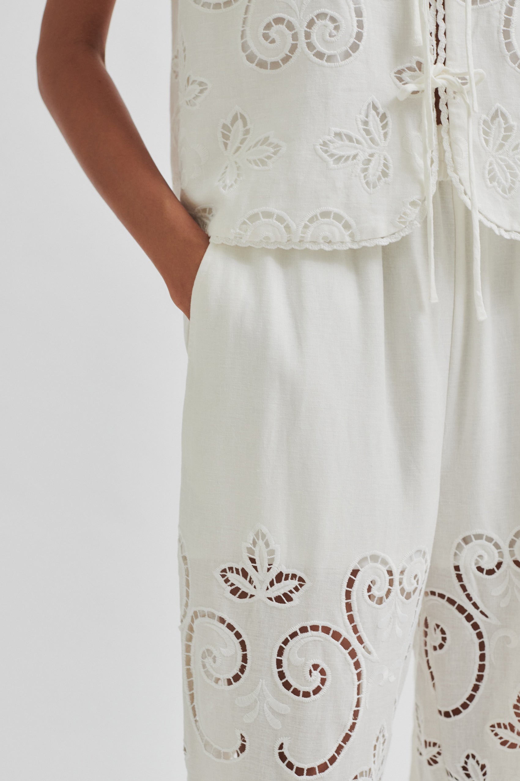 Vilma Trousers - White - RUM Amsterdam