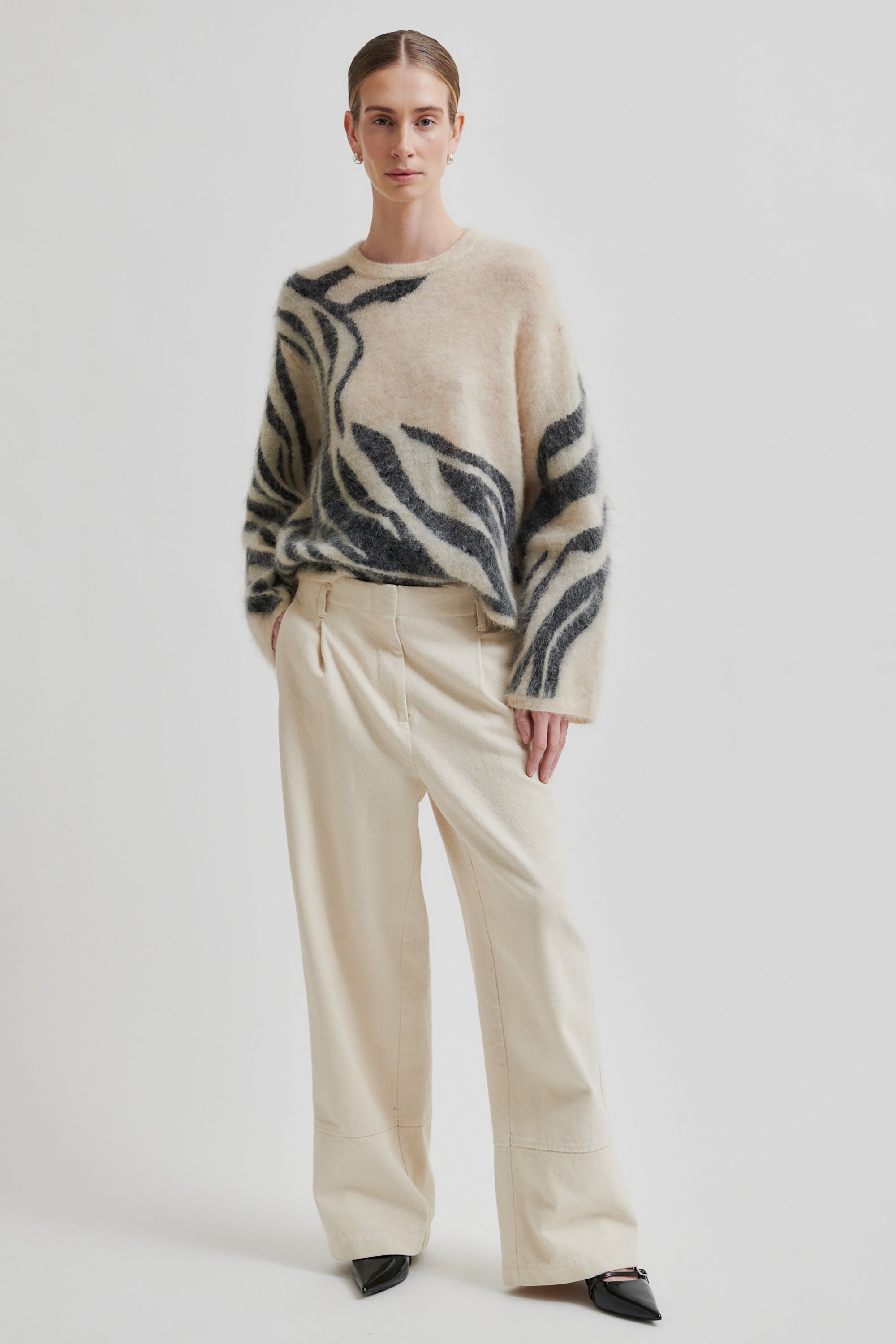 Zarah Knit O-Neck - Trench Coat