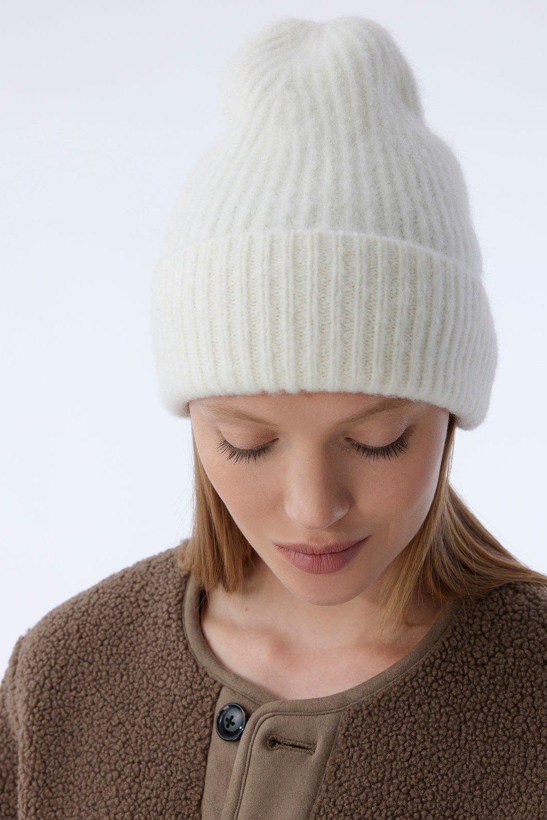Knit-ted Nora Beanie - Off White - RUM Amsterdam