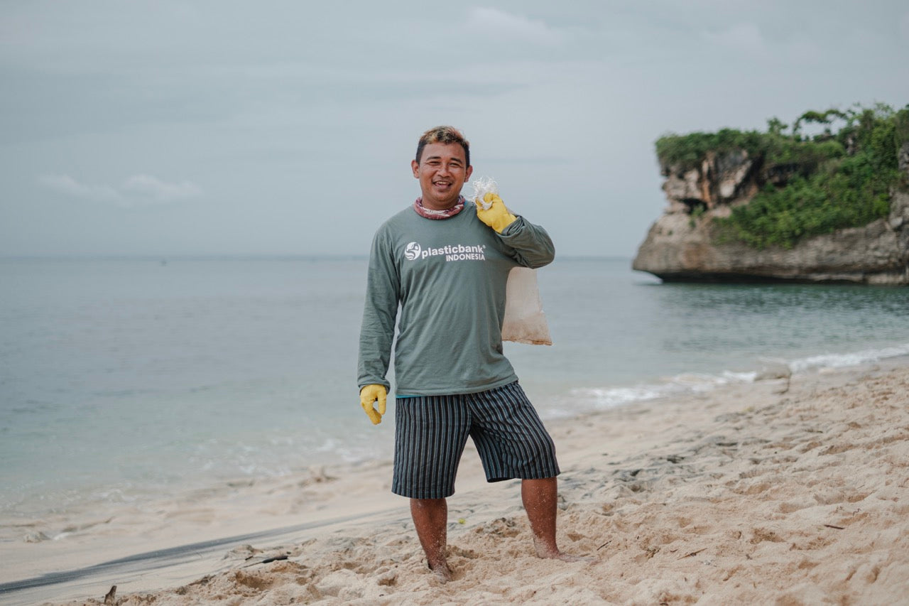 Remove 25 ocean bound plastic bottles