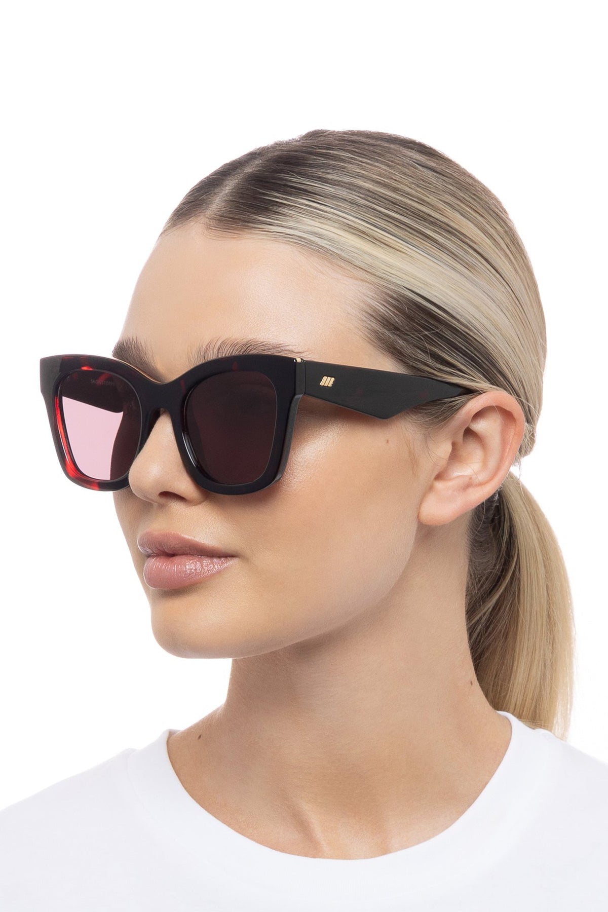 Le Specs Showstopper Sunglasses - Cherry Tort - RUM Amsterdam