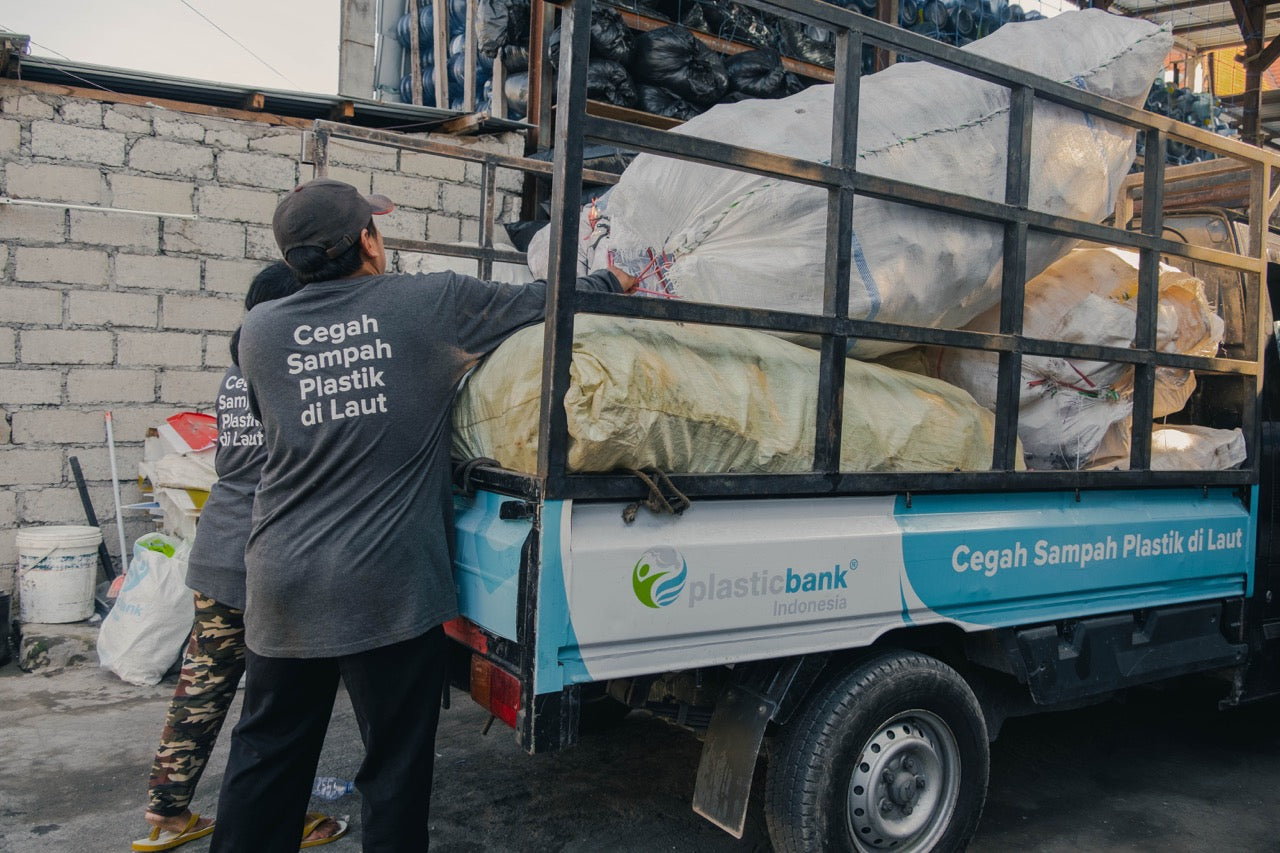 Remove 25 ocean bound plastic bottles