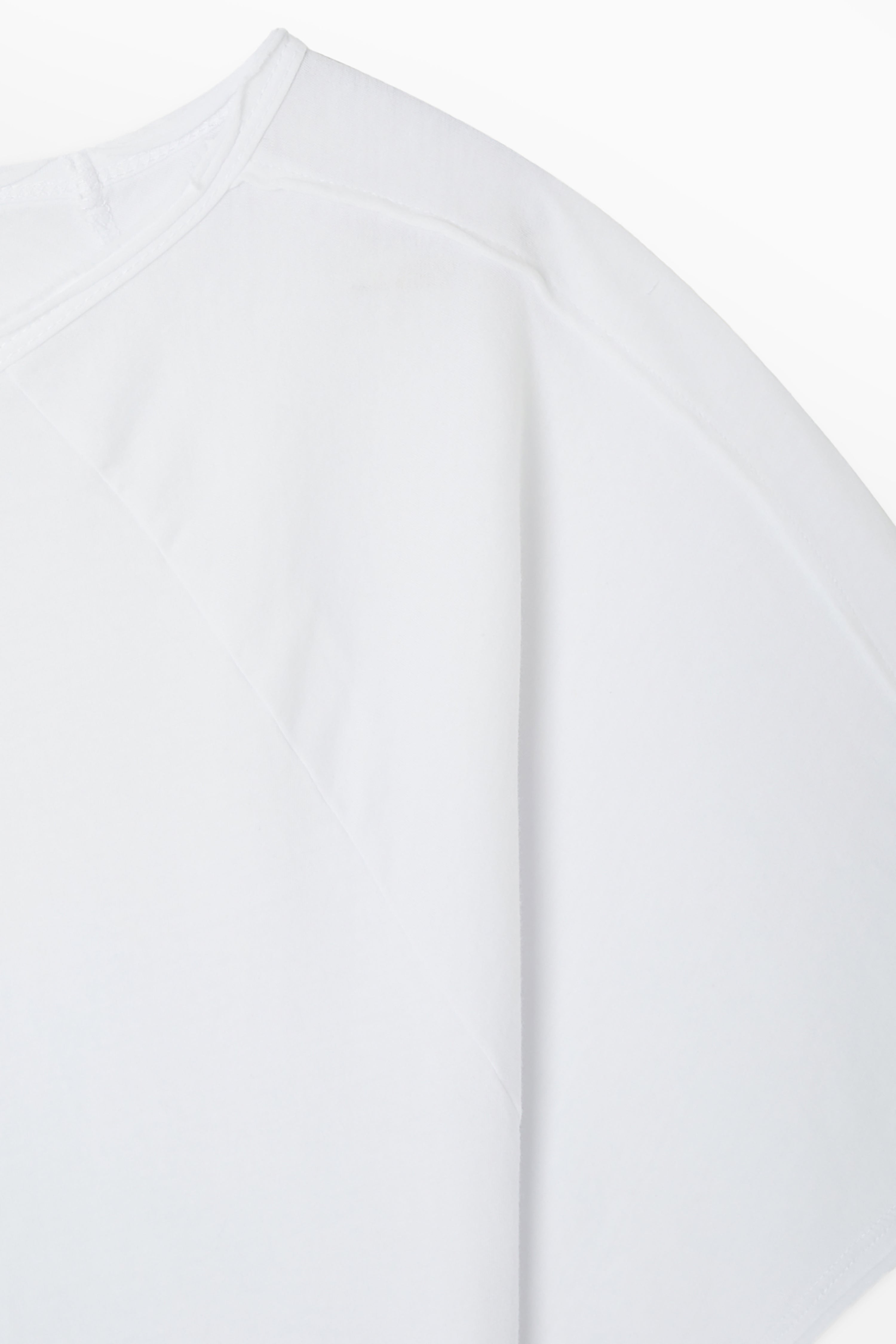 Apoly T-Shirt Boat Neck - White