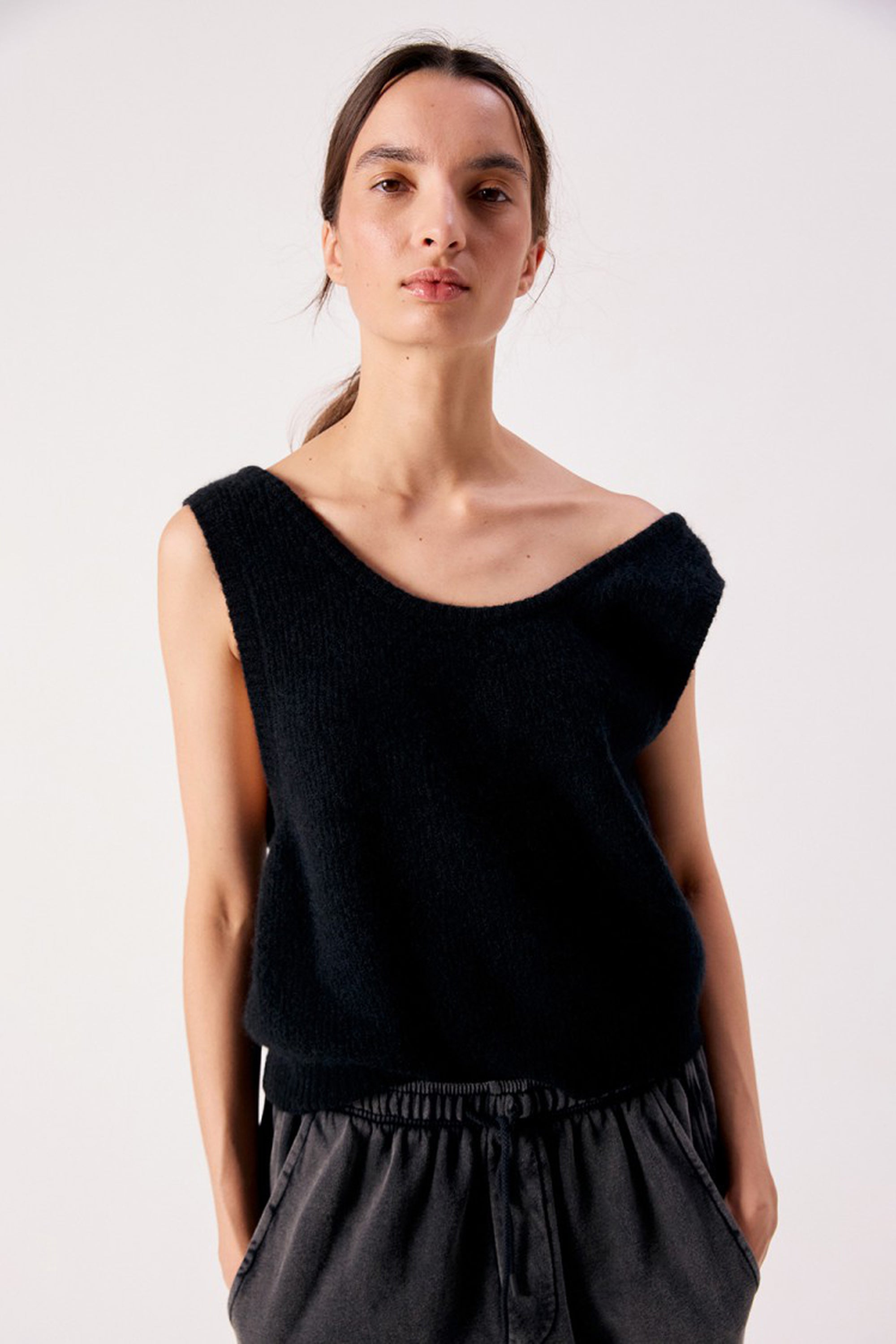 Vitow Top - Black
